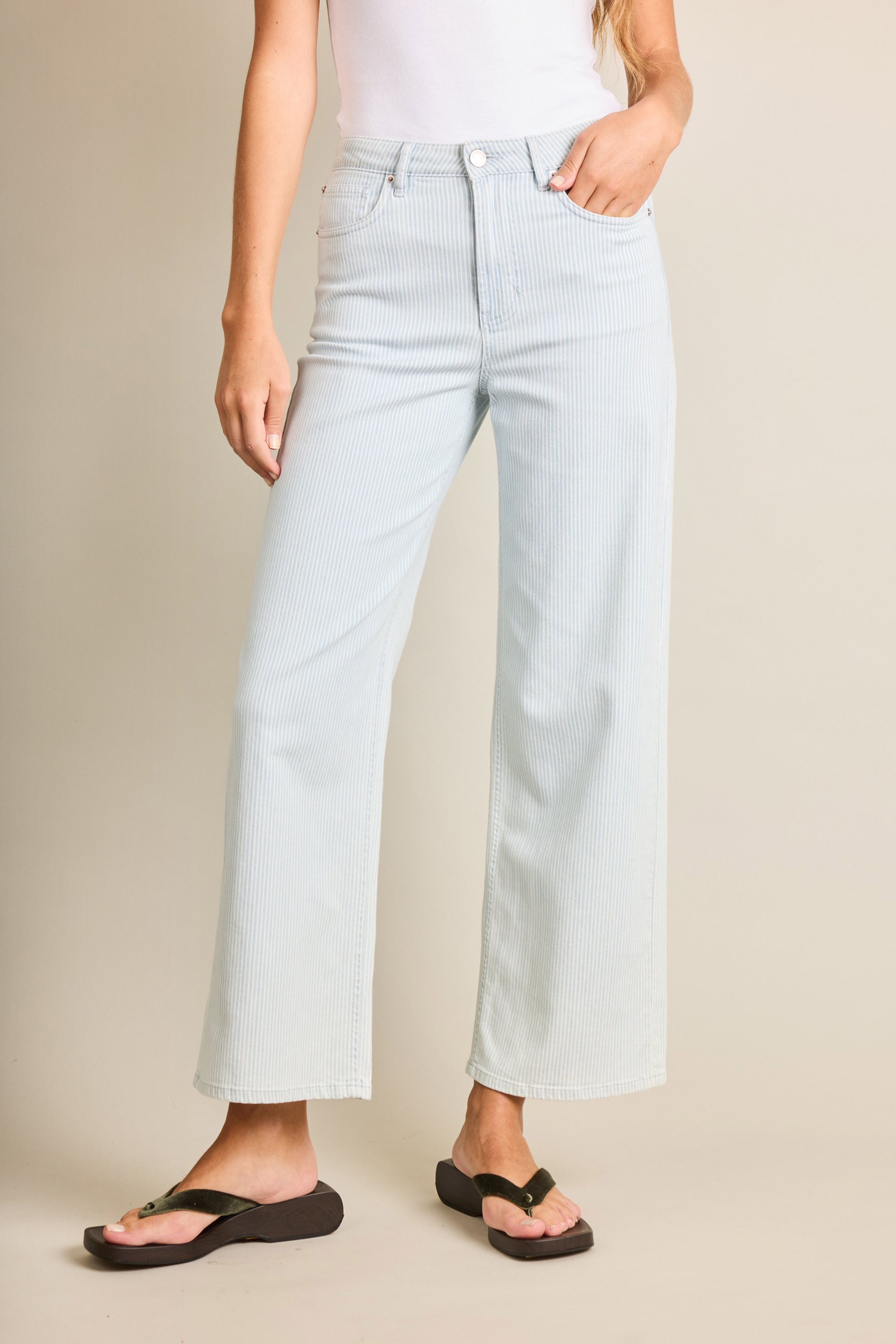 le-pantalon-jeans-femme-fm-lpwd-54-jean-flare-ray-7-8 image 3