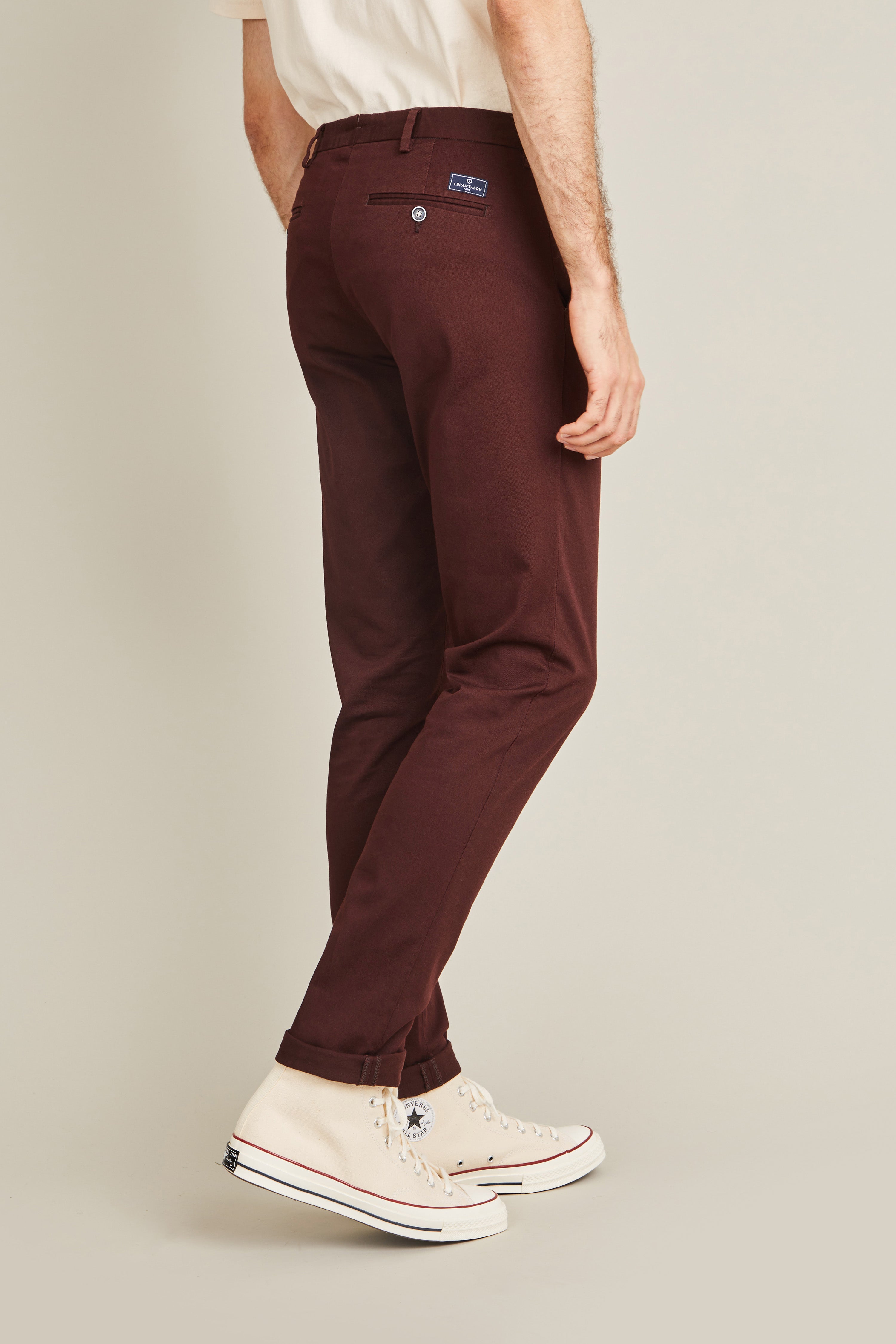 le-pantalon-chinos-homme-classique-lie-de-vin-coton image 4