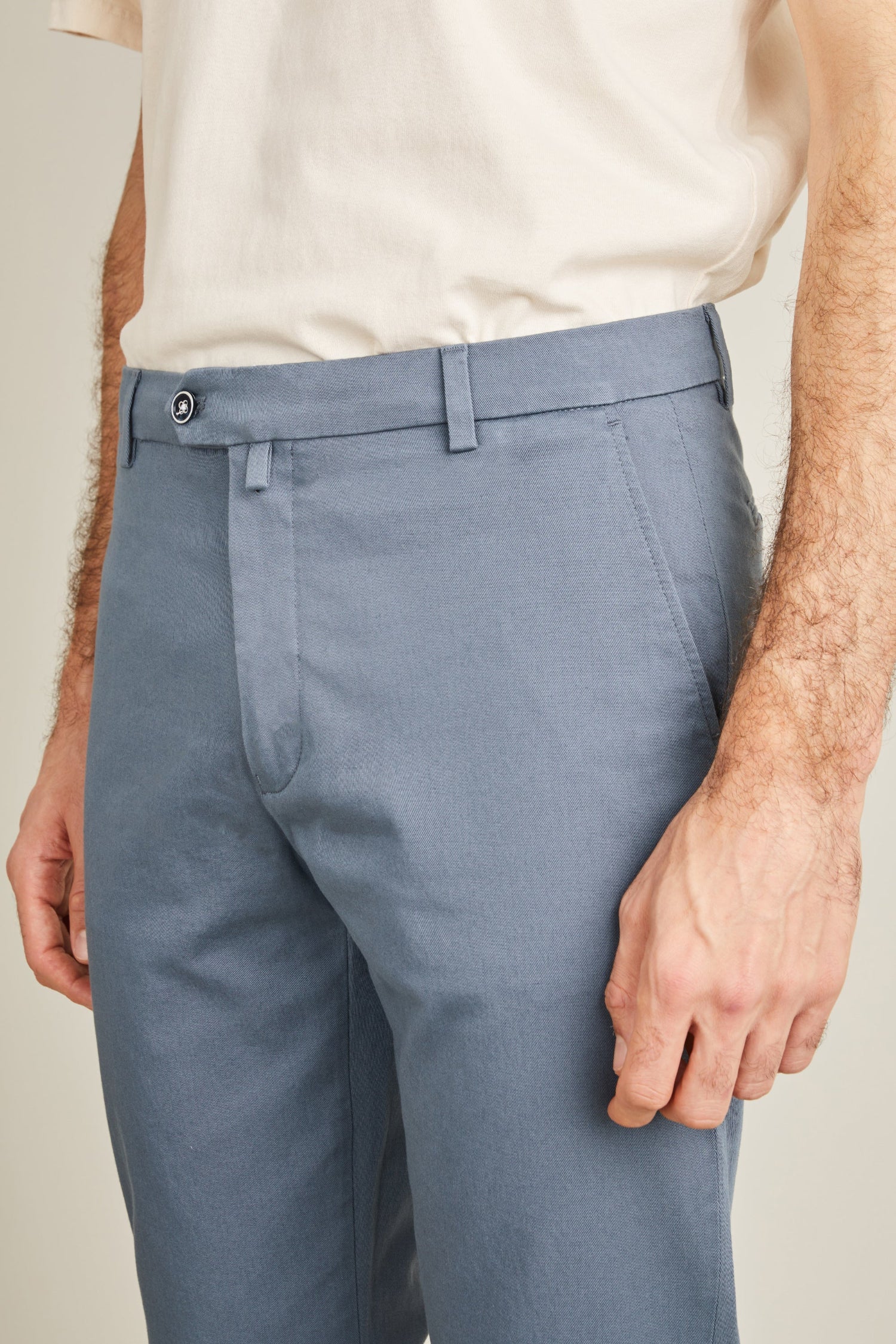 le-pantalon-chinos-homme-chino-bleu-jasmin-coton-semi-slim image 4