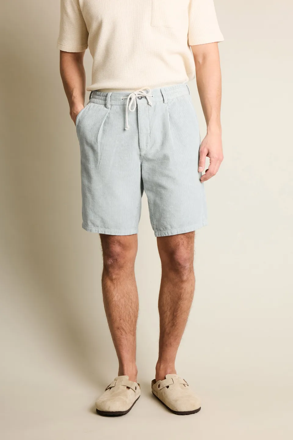 le-pantalon-bermuda-velours-bleu-clair-short-coton-lin image 1