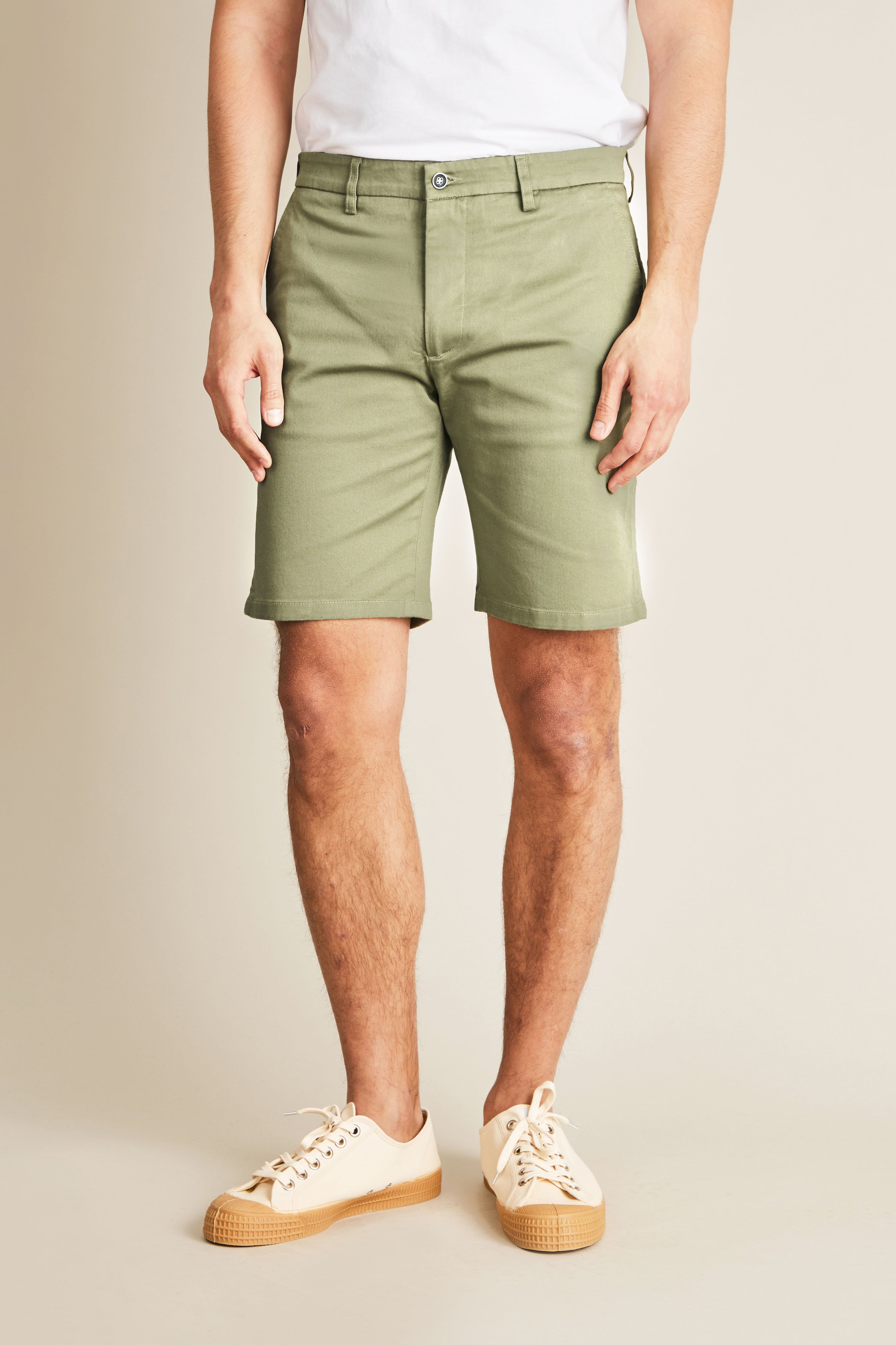 le-pantalon-bermuda-olive-short-homme-coton-stretch image 1