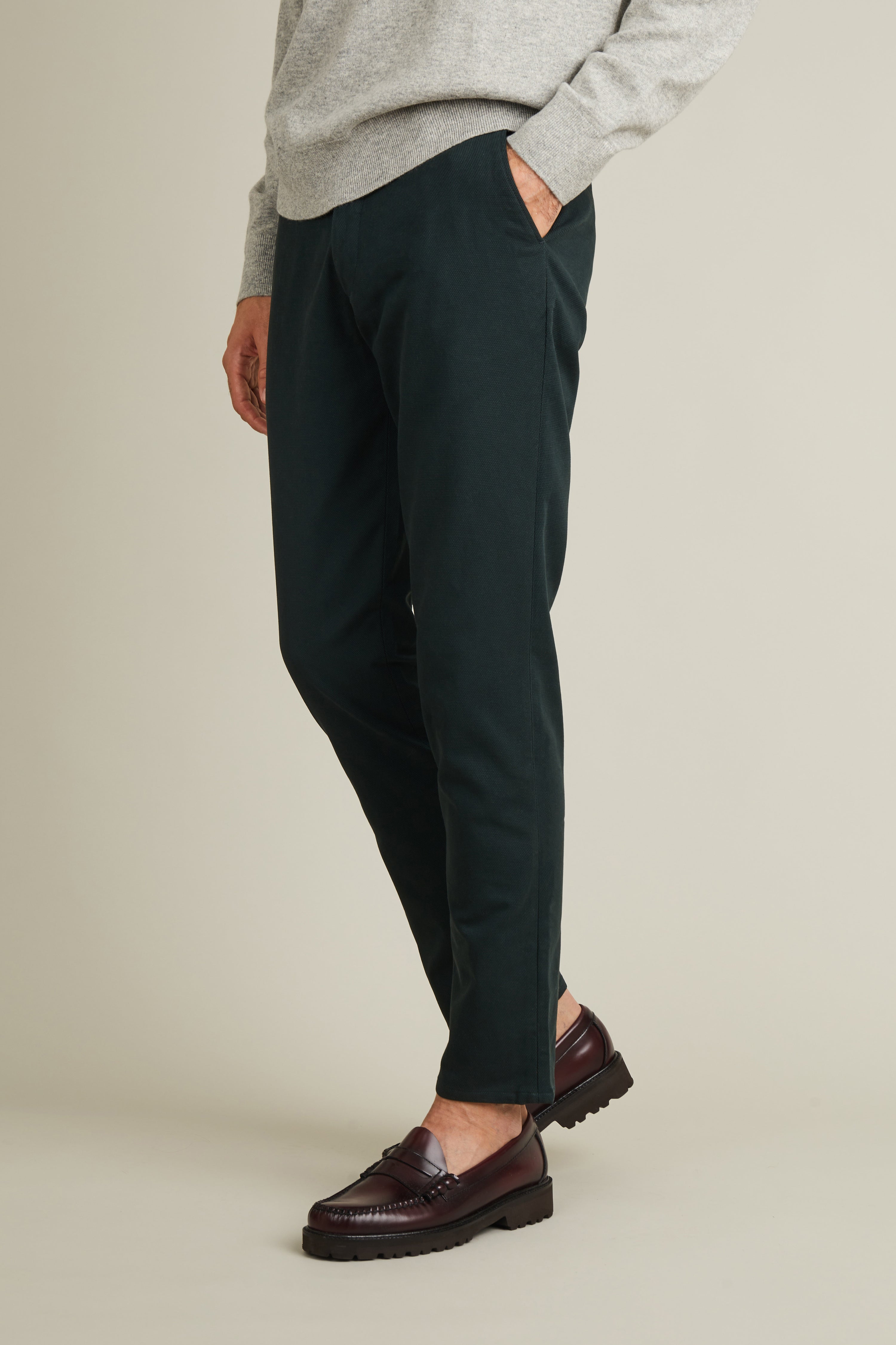 le-pantalon-chino-textur-vert-anglais-pantalon-homme-42 image 5
