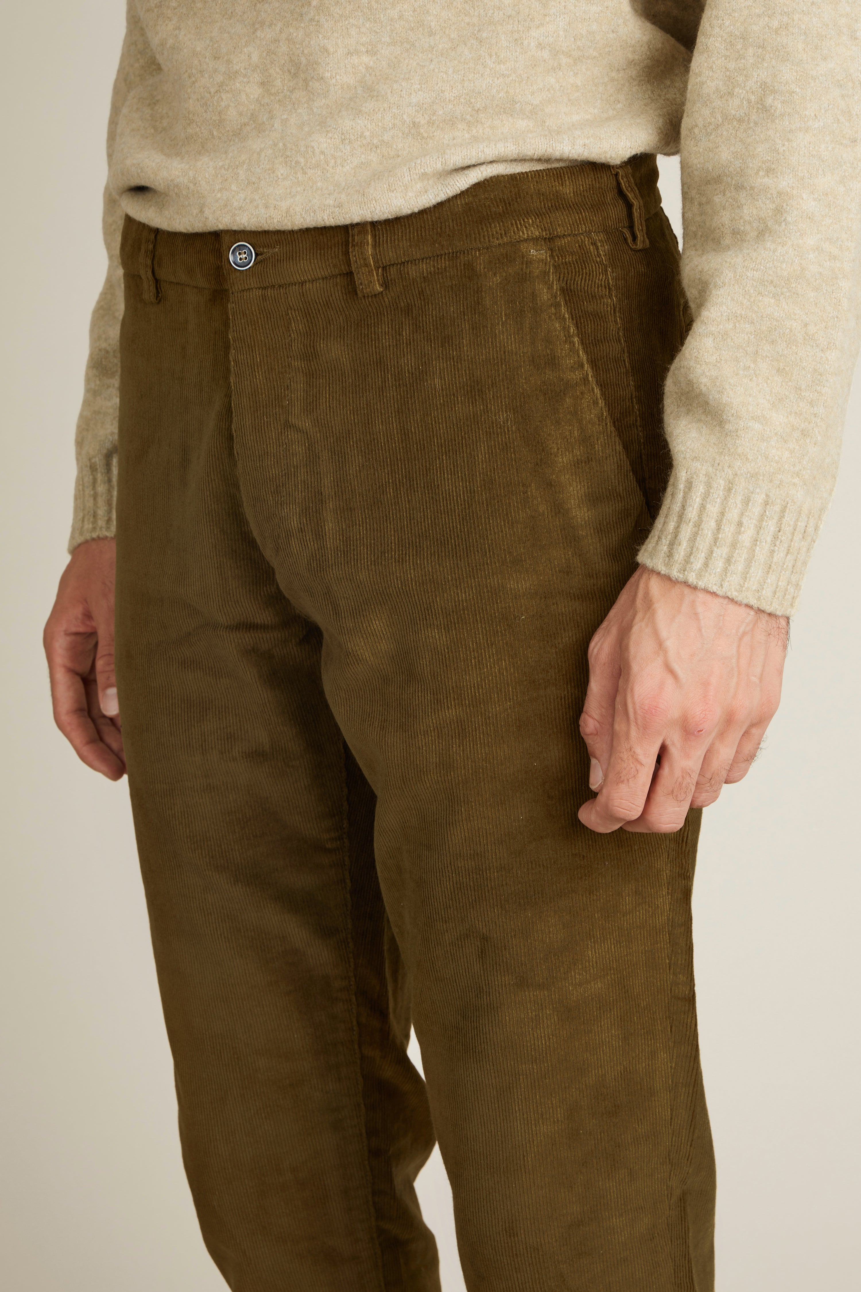 le-pantalon-chino-velours-bronze-pantalon-homme-coton-chaud image 6