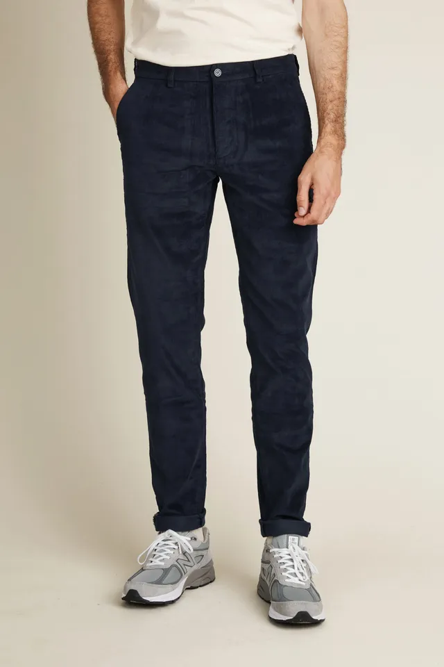 le-pantalon-chino-velours-bleu-marine-semi-slim-stretch image 1