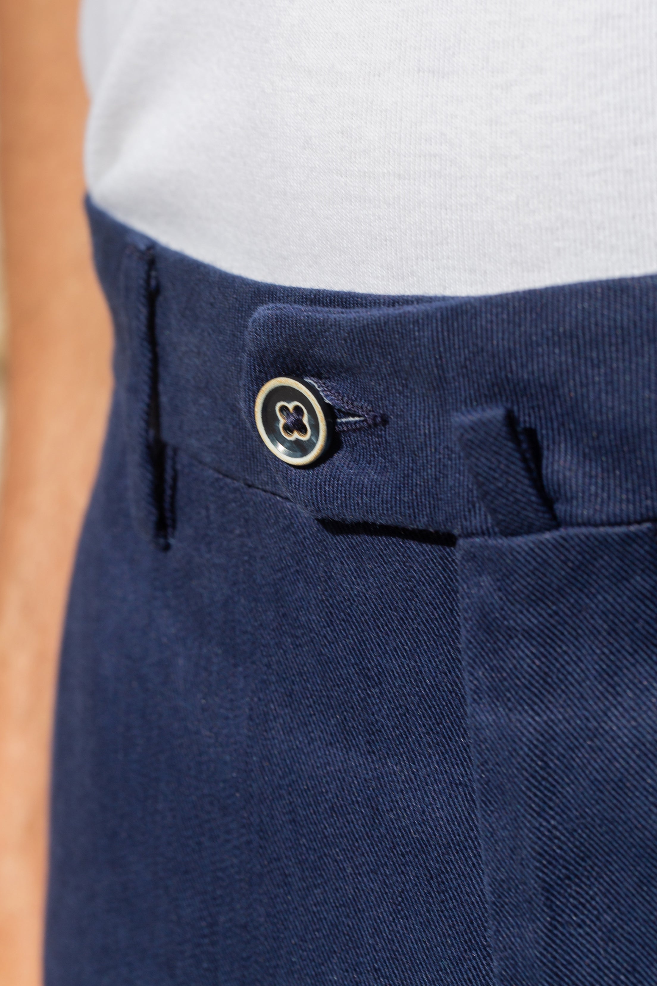 le-pantalon-chino-pantalon-coton-lin-bleu-semi-slim image 4
