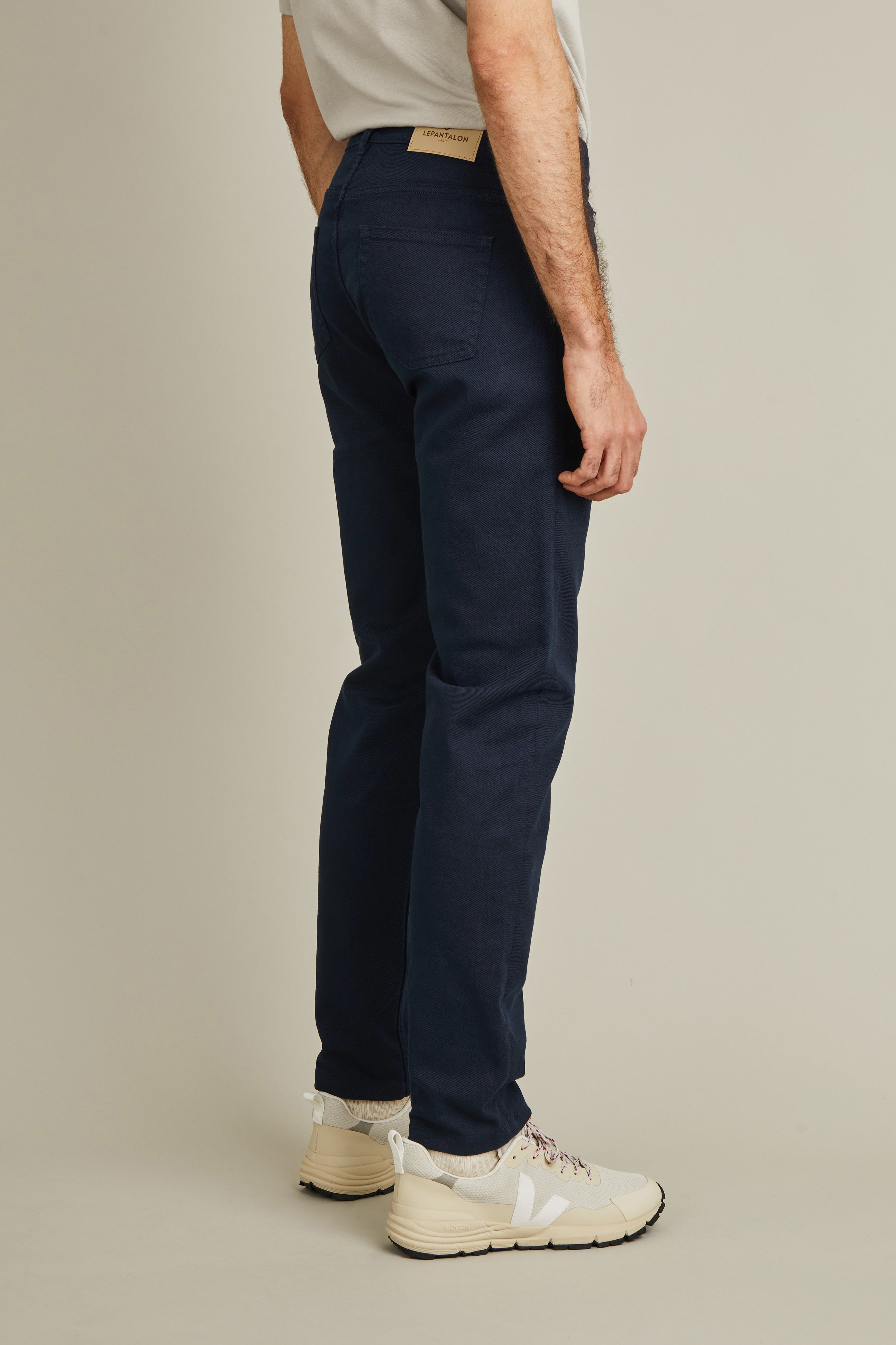 le-pantalon-jeans-homme-bleu-marine-jean-semi-slim-coton image 5