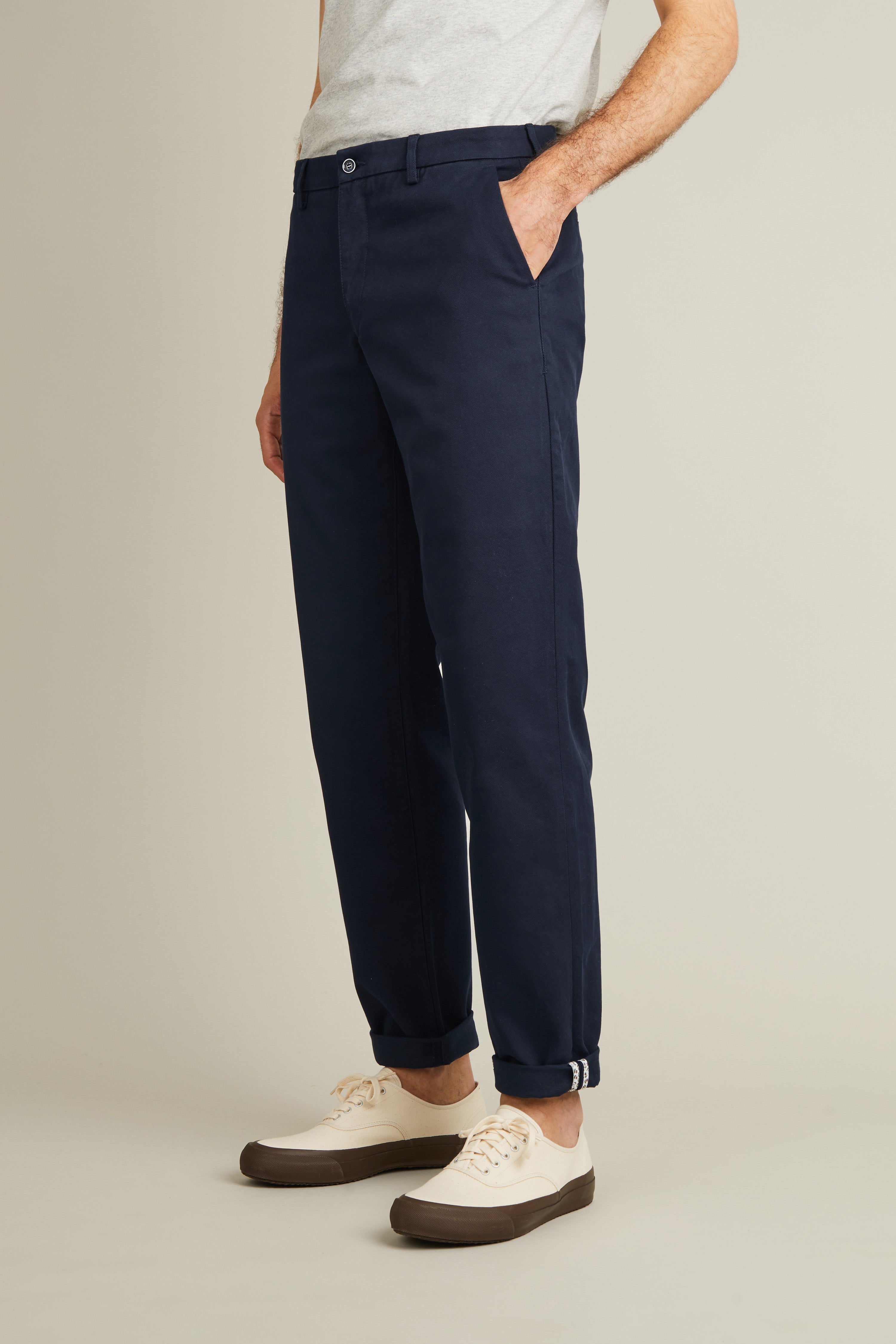 le-pantalon-chinos-homme-droit-bleu-marine-stretch image 4