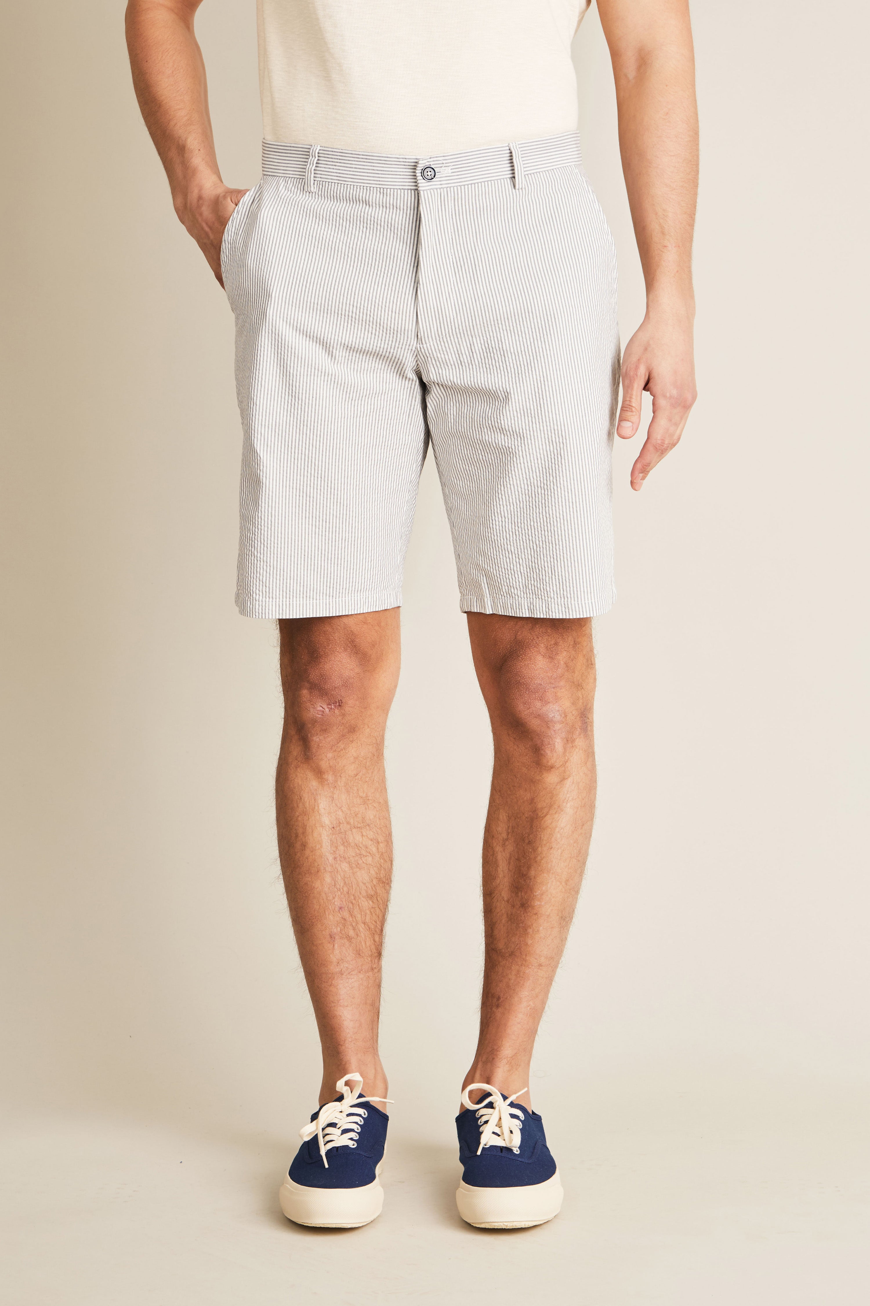 le-pantalon-bermudas-homme-bermuda-seersucker-gris-bermuda-taille-42 image 1