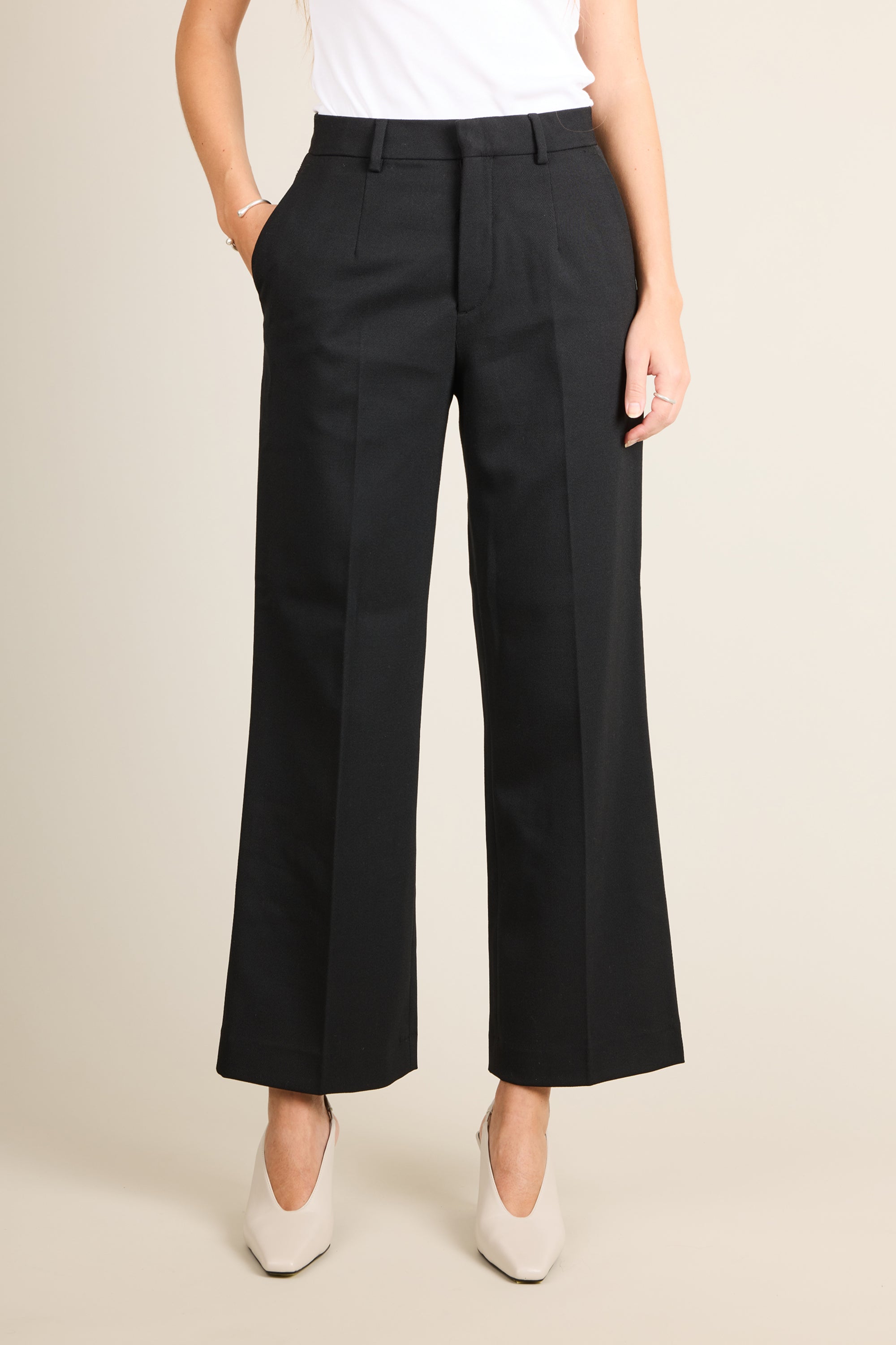 le-pantalon-pantalons-femme-pantalon-flare-noir-laine image 7