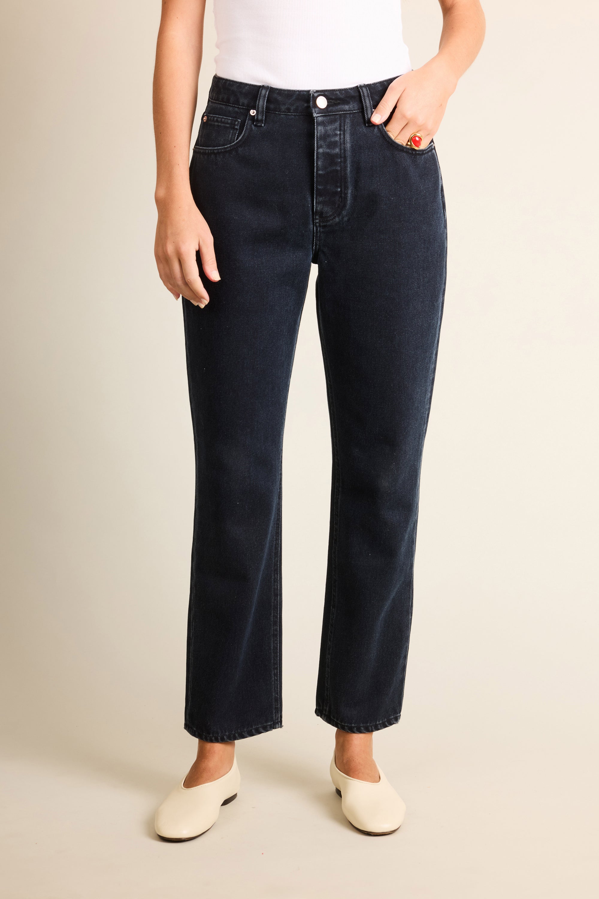 le-pantalon-fm-lpwd-35-jean-droit-noir-coton-bio image 8