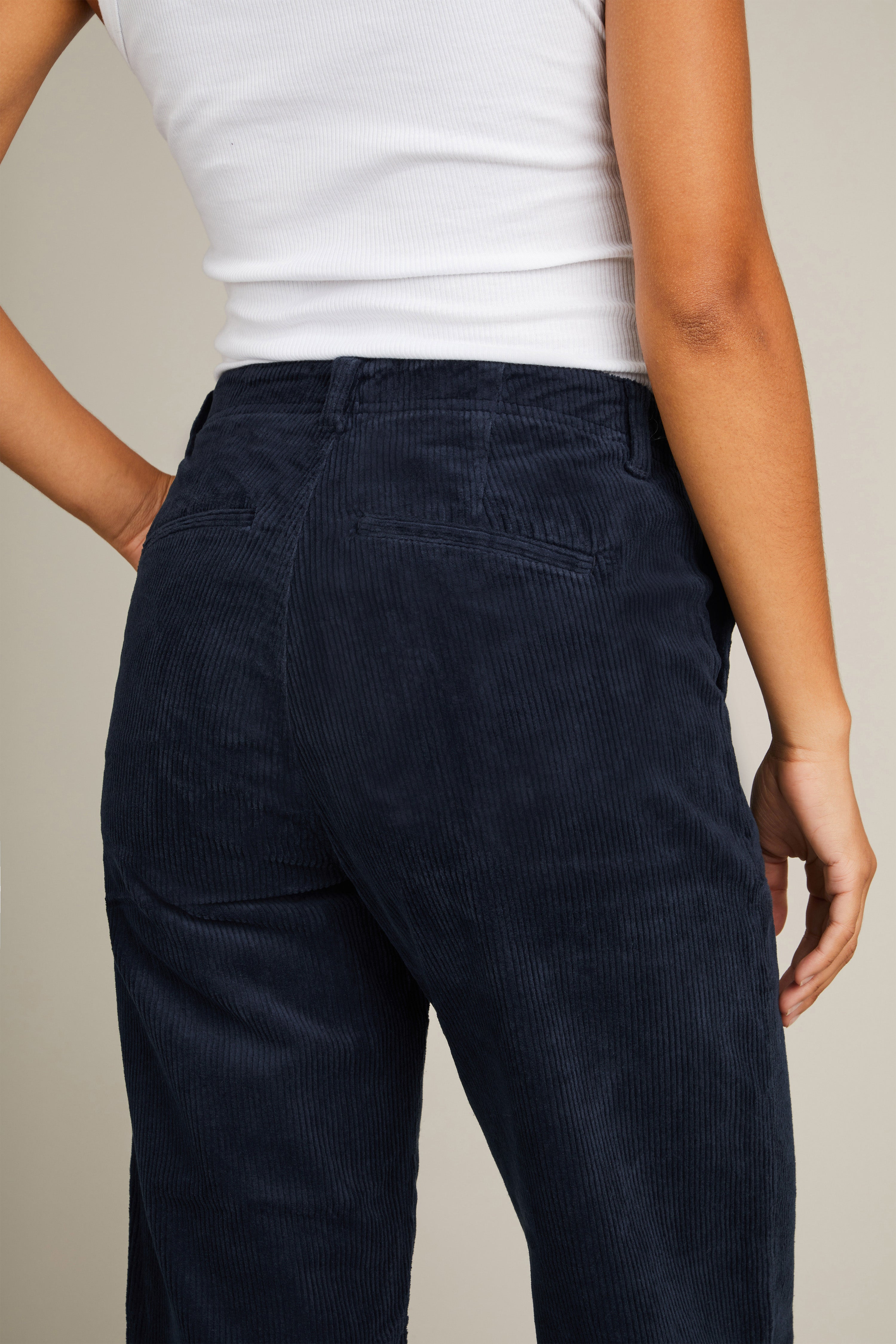 le-pantalon-cargo-fm-lpwpc-1-pantalon-bleu-marine-velours image 2
