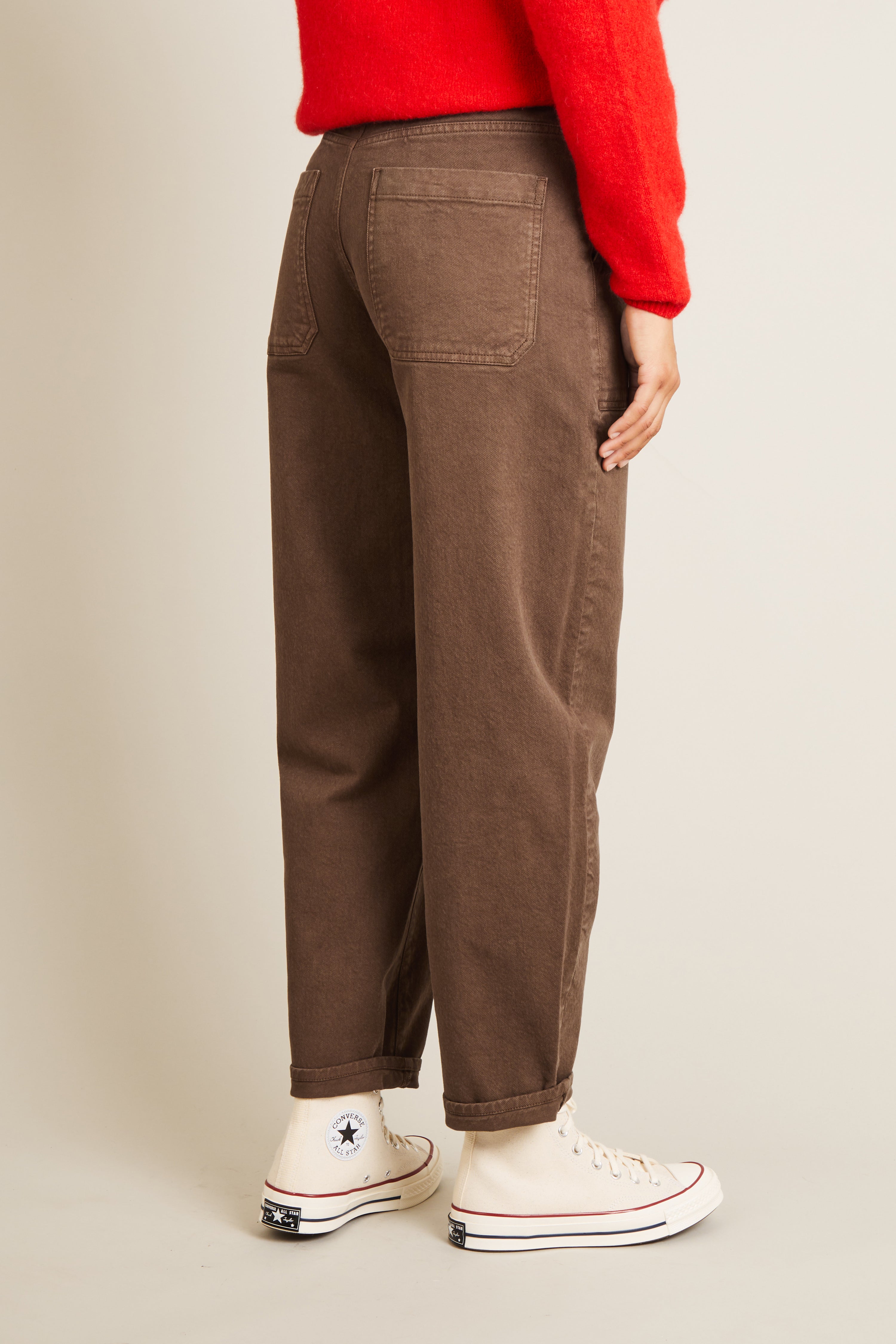le-pantalon-jeans-femme-jean-balloon-marron-coton-recycl image 3