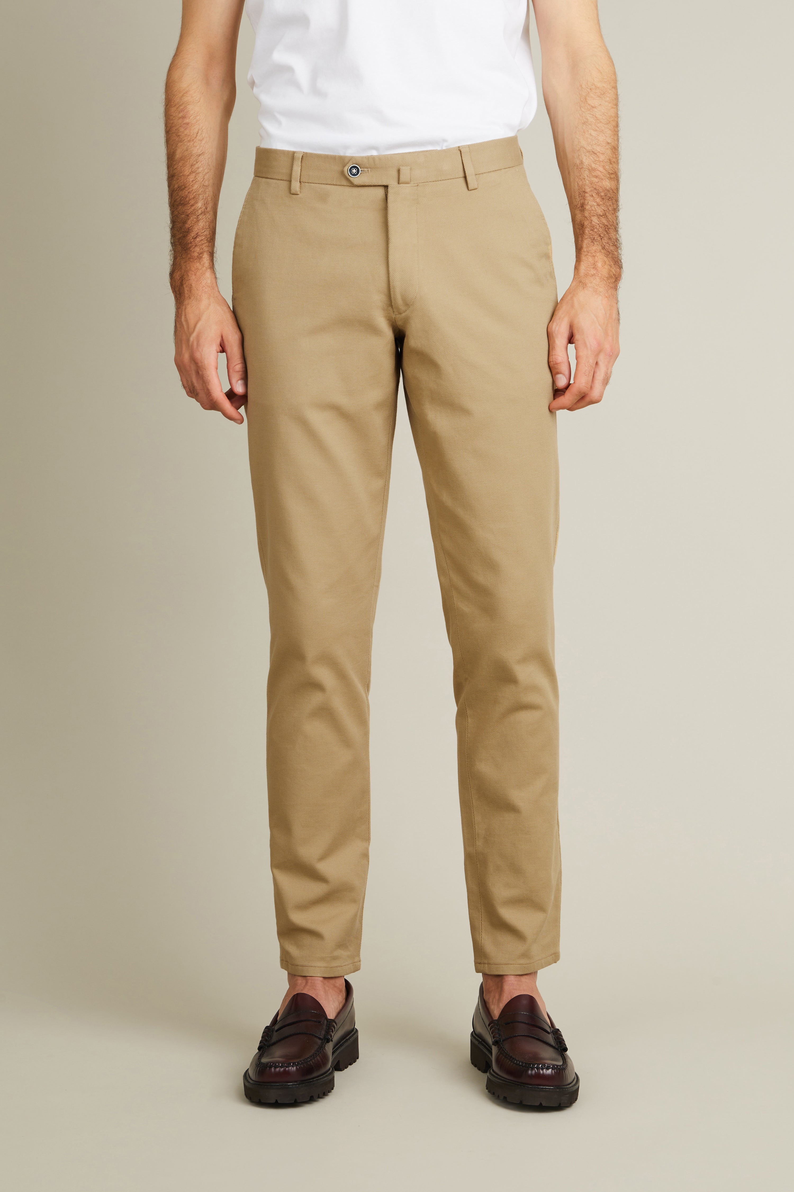le-pantalon-chinos-homme-chino-textur-beige-pantalon-coton image 1