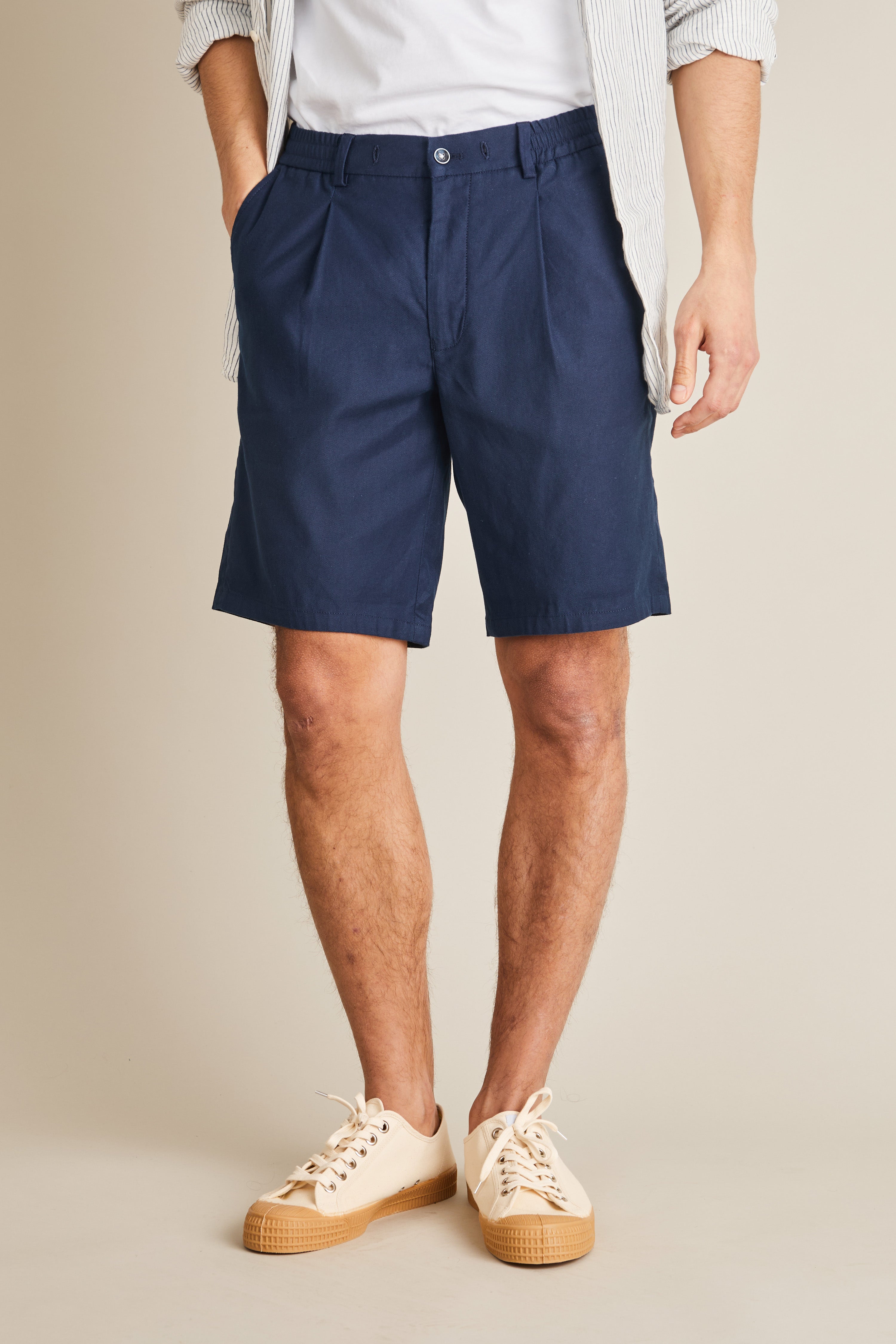 le-pantalon-bermuda-coton-lin-bleu-marine-short-homme-lin image 4