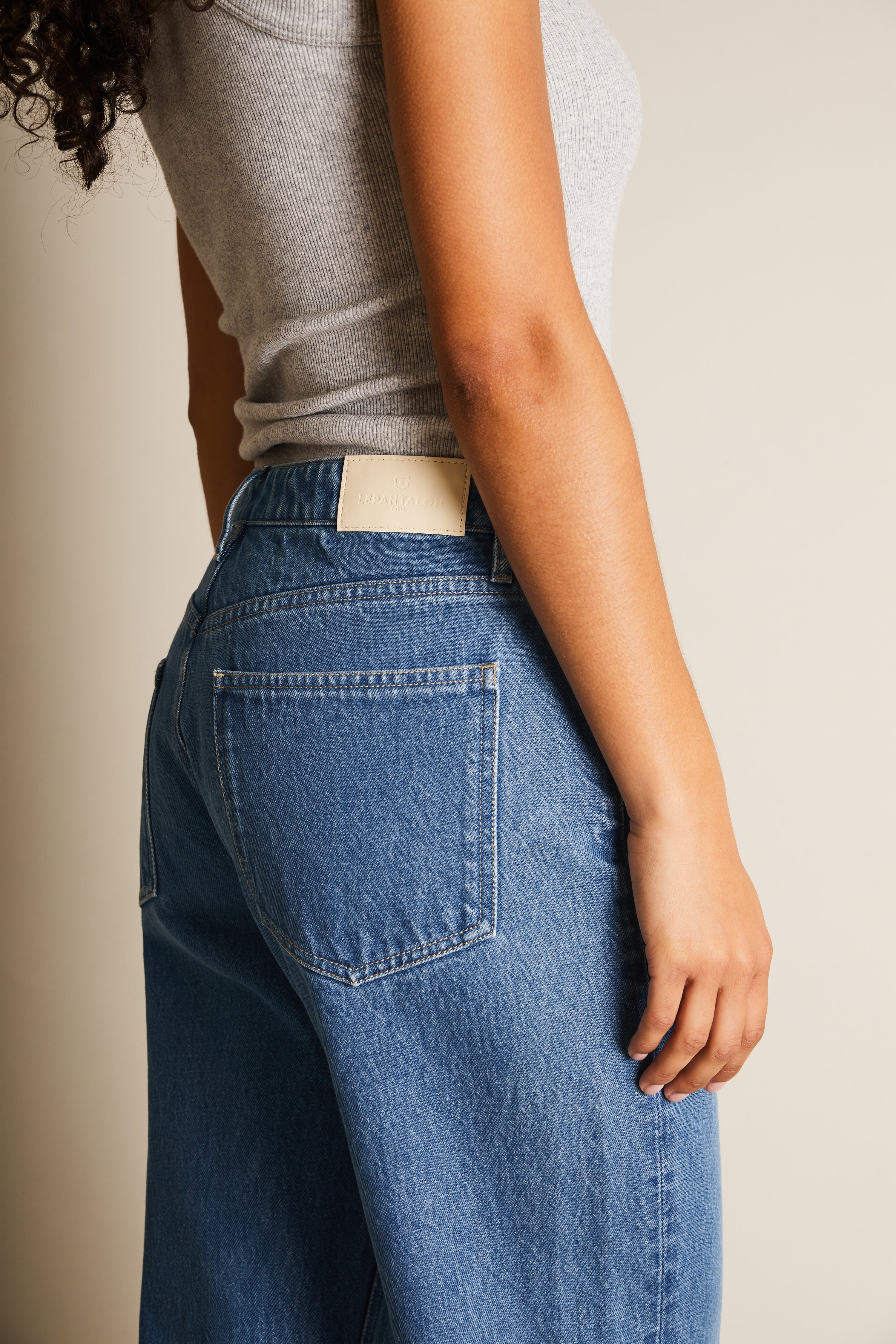 le-pantalon-jeans-femme-jean-boyfriend-middle-blue-coton image 8