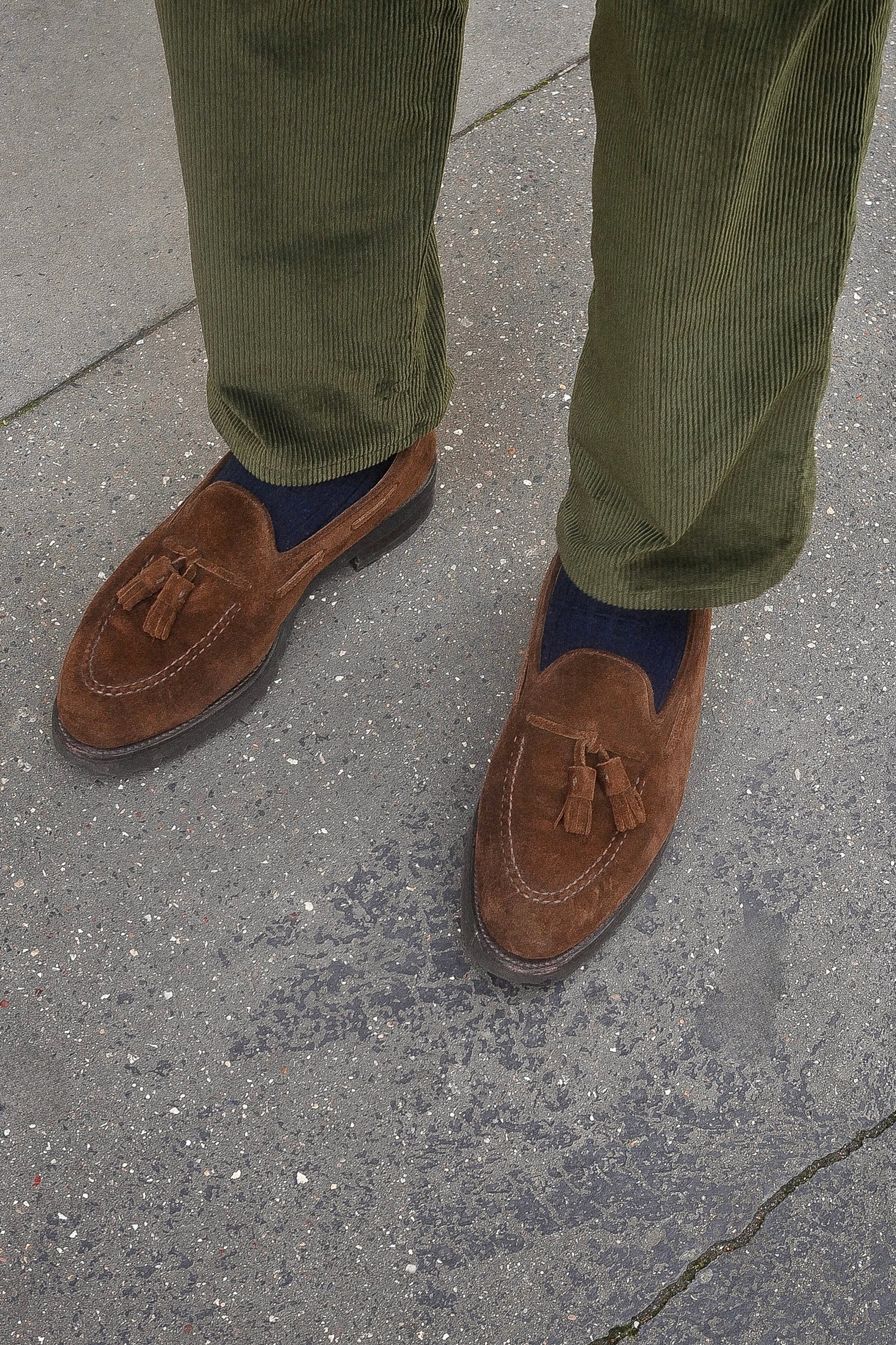 le-pantalon-chino-fm-lpcvp-1-pantalon-kaki-velours-pinces image 4