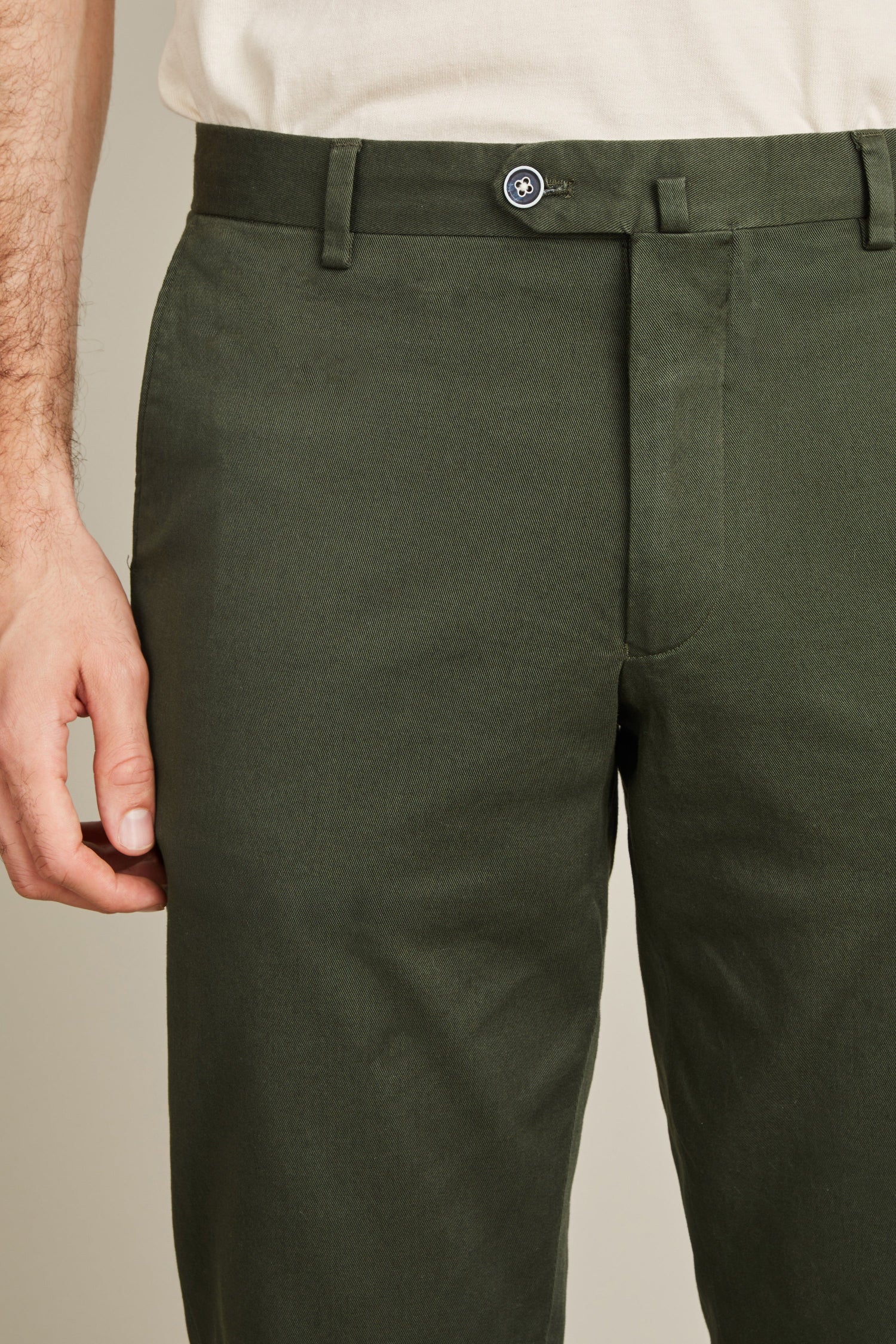 le-pantalon-chinos-homme-chino-vert-sapin-coton-semi-slim image 6