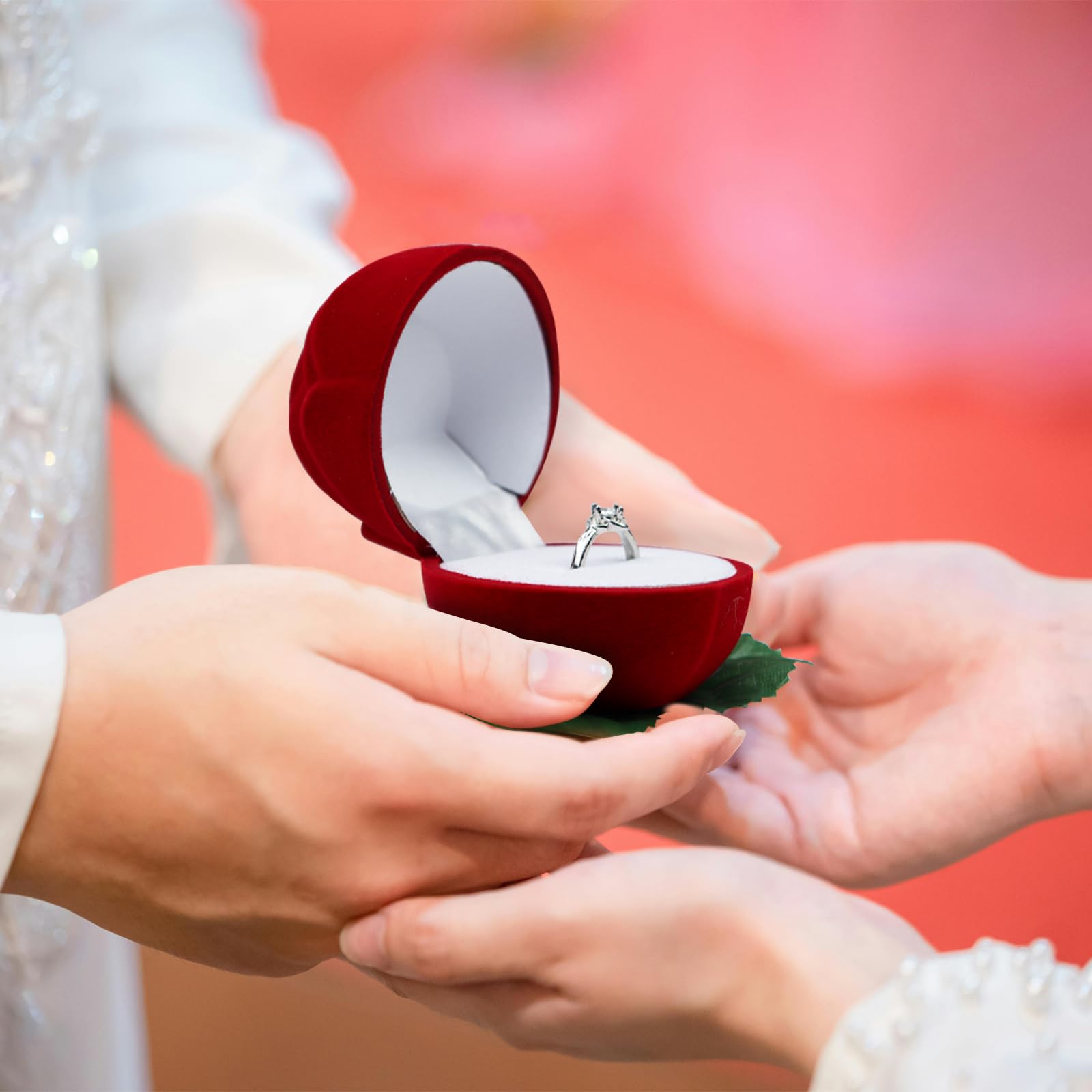 adistylinno-jewelry-box-crin-bague-velours-rose-rouge image 7