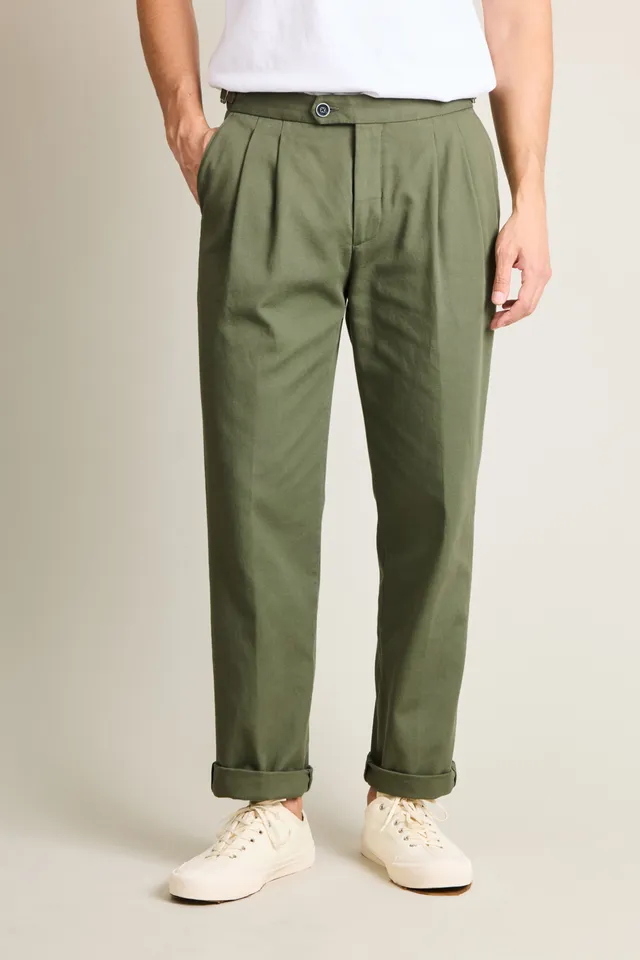 le-pantalon-chinos-homme-double-pinces-pantalon-kaki-coton image 1