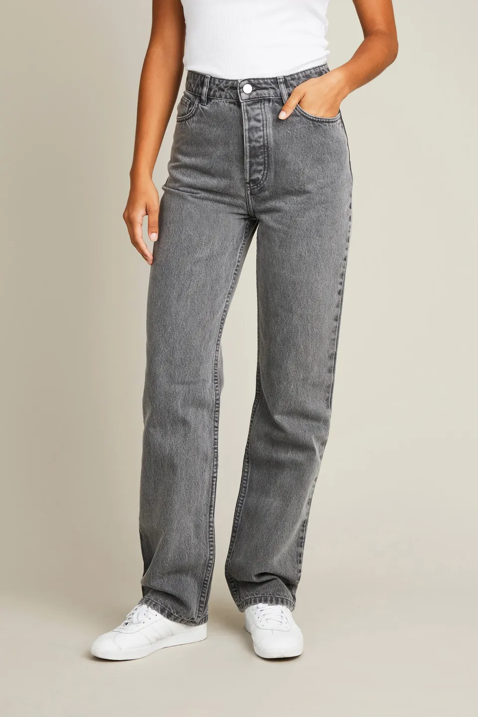 le-pantalon-jean-regular-gris-jean-droit-coton image 1