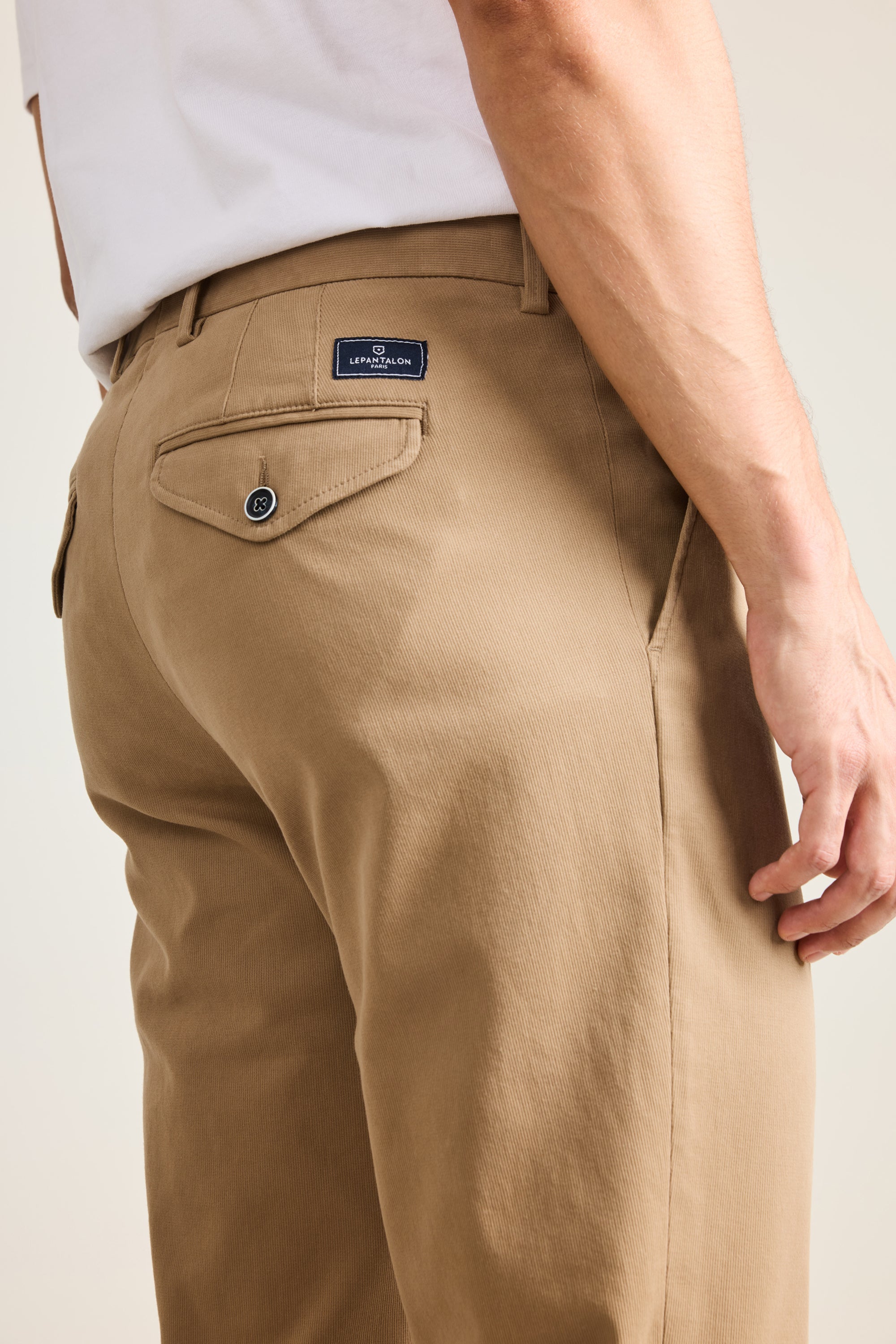 le-pantalon-chino-pinces-beige-chino-homme image 6