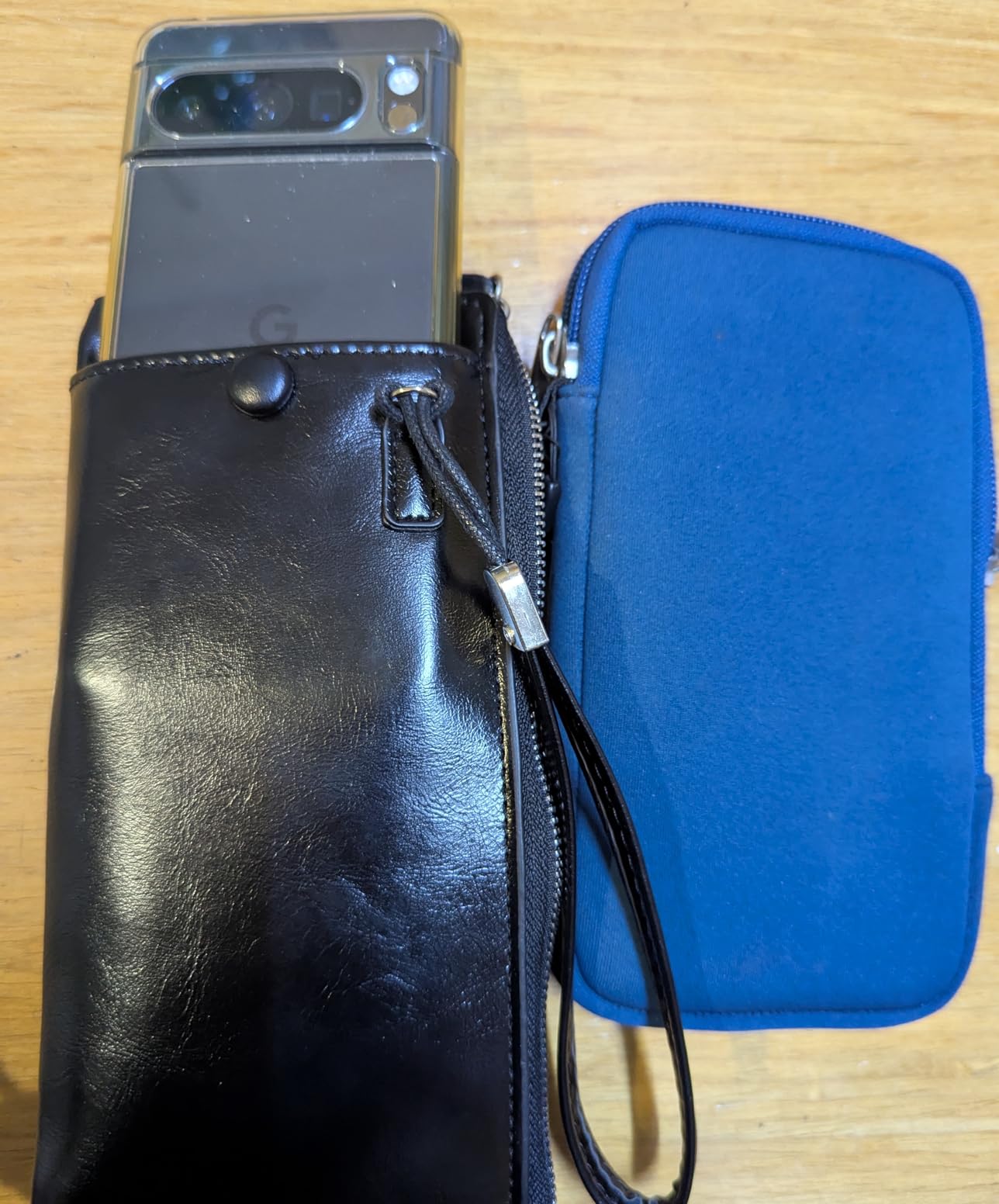 Poche avant
