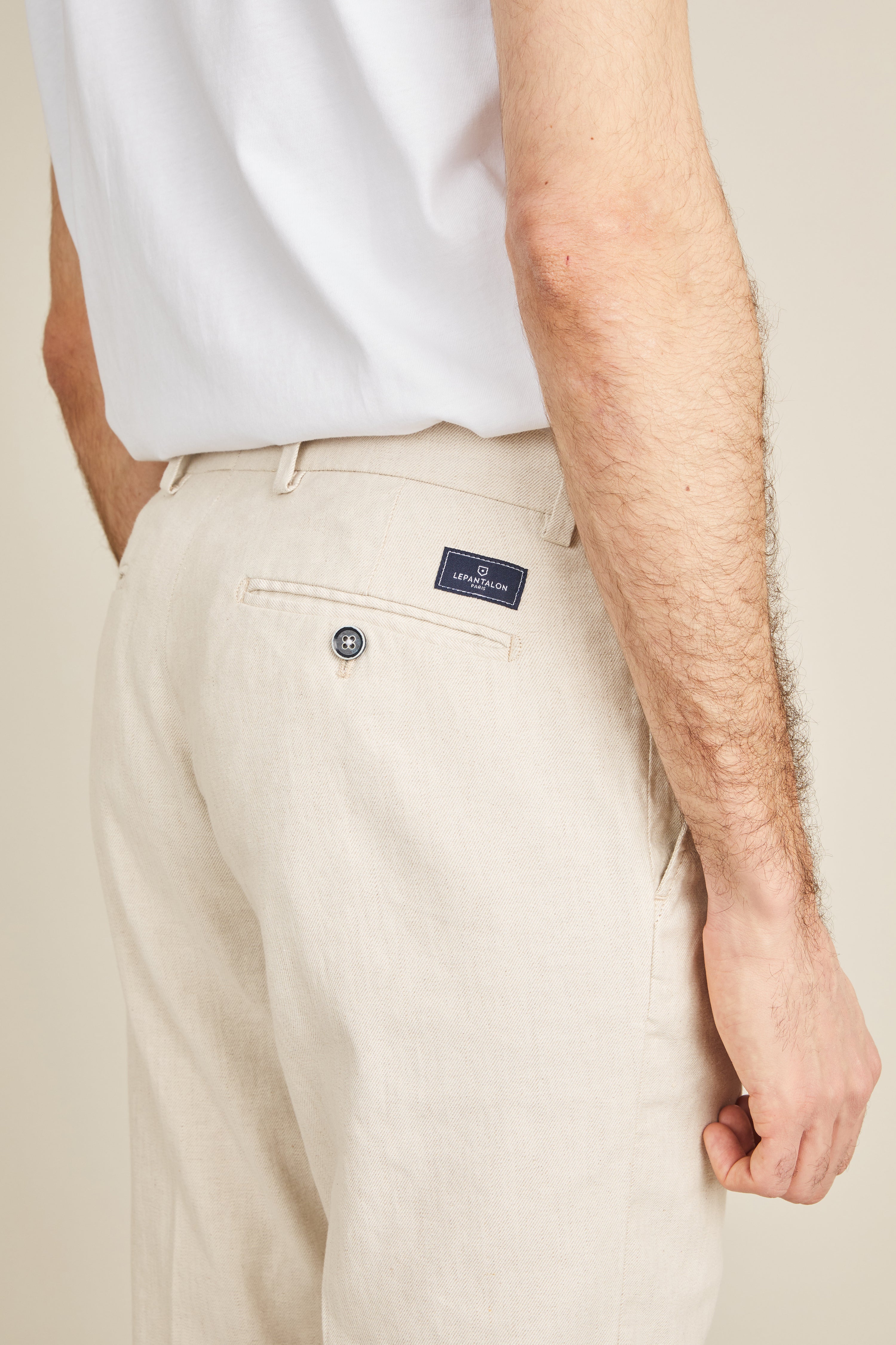 le-pantalon-chino-coton-lin-cru-semi-slim-l-ger-t image 2