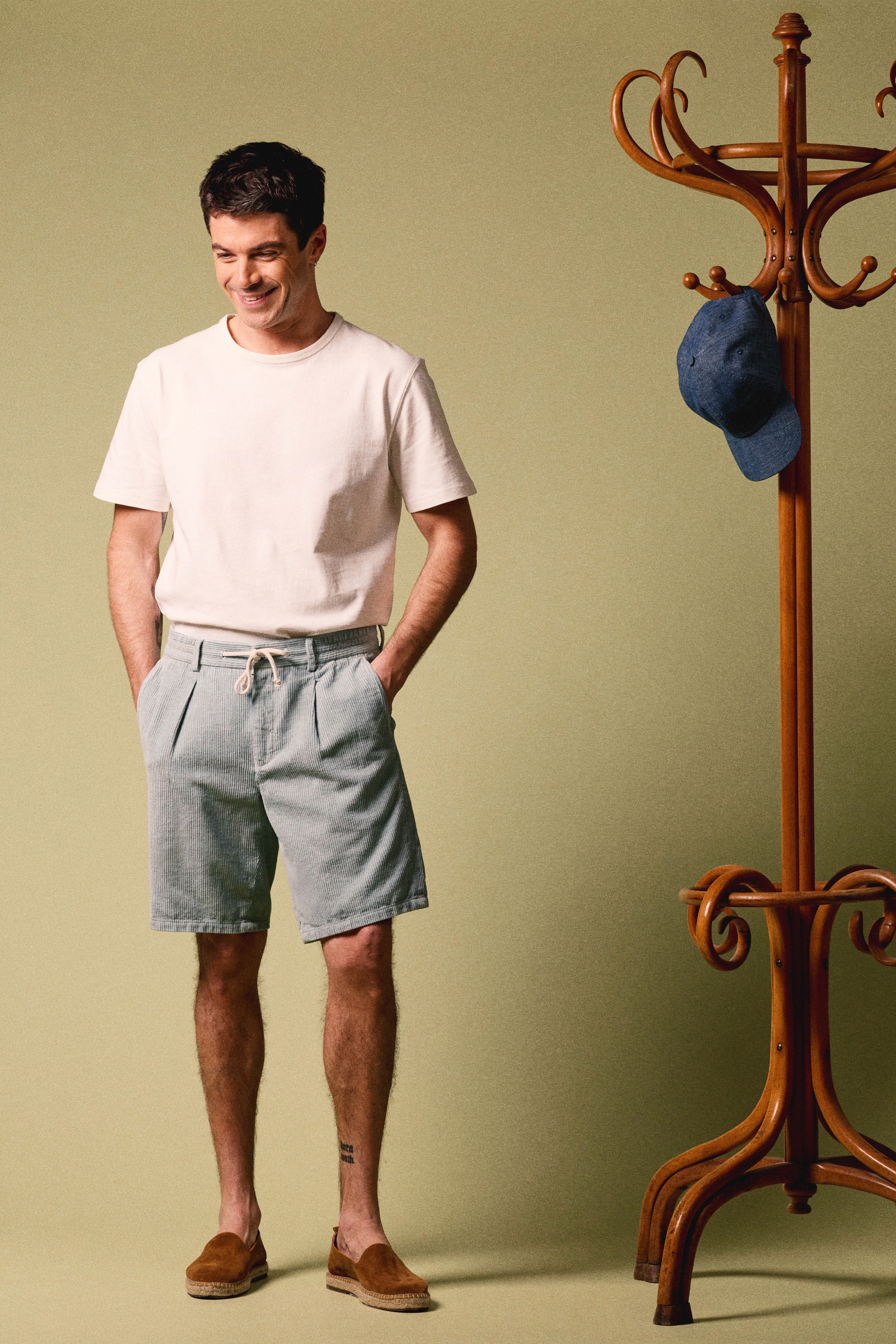 le-pantalon-bermuda-velours-bleu-clair-short-coton-lin image 3