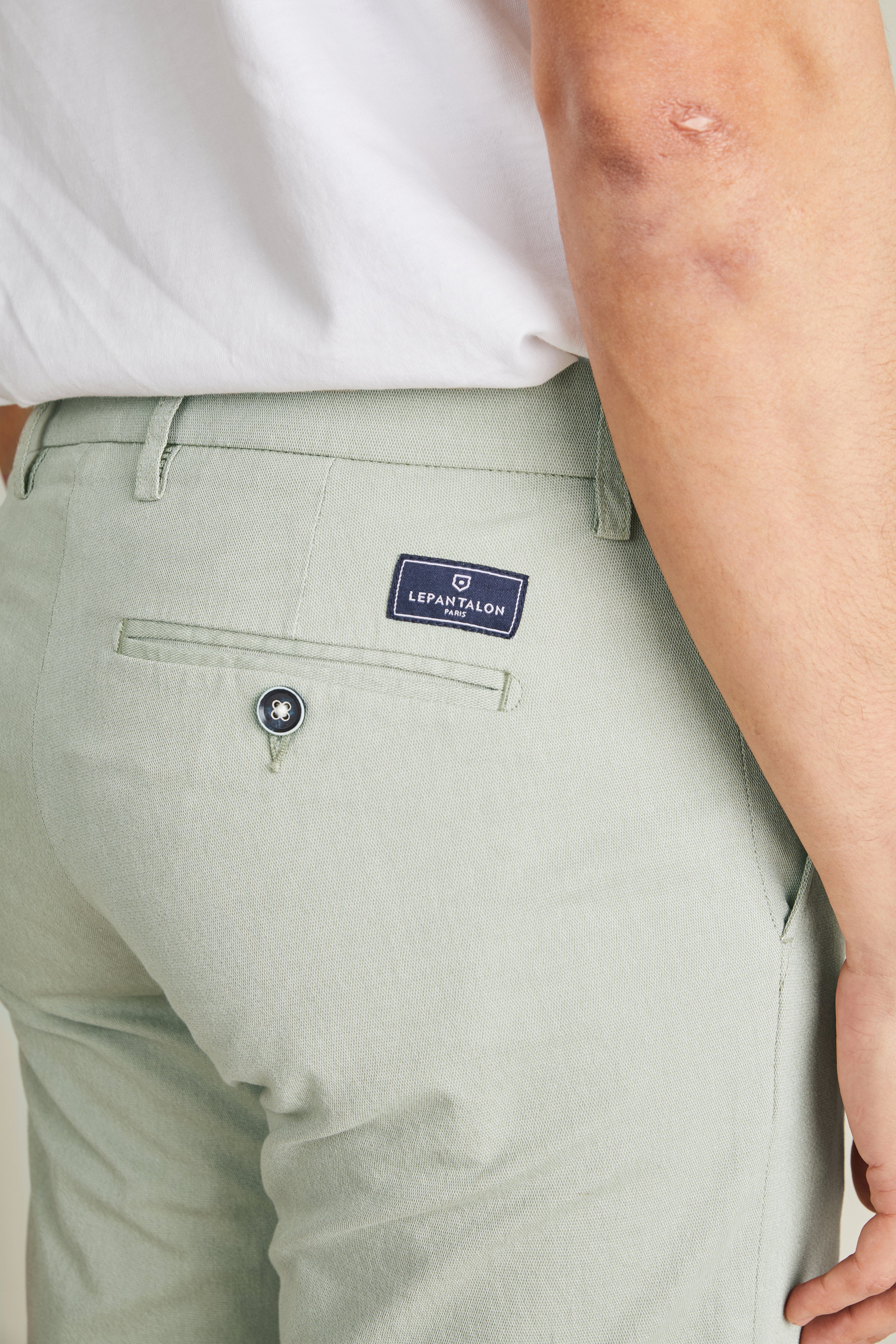 le-pantalon-bermudas-homme-bermuda-vert-amande-coton image 3