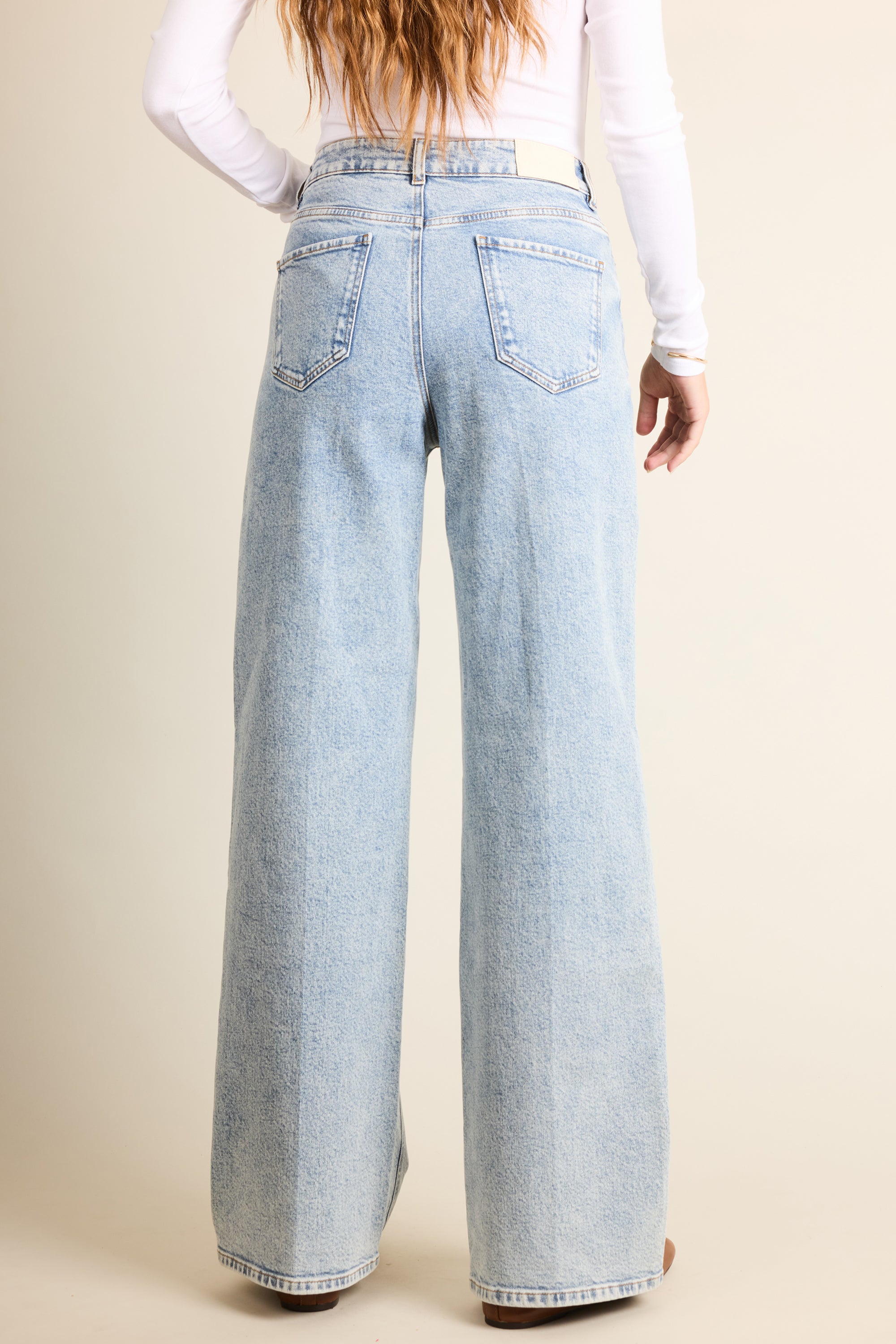 le-pantalon-jean-wideleg-bleached-femme-taille-haute image 7