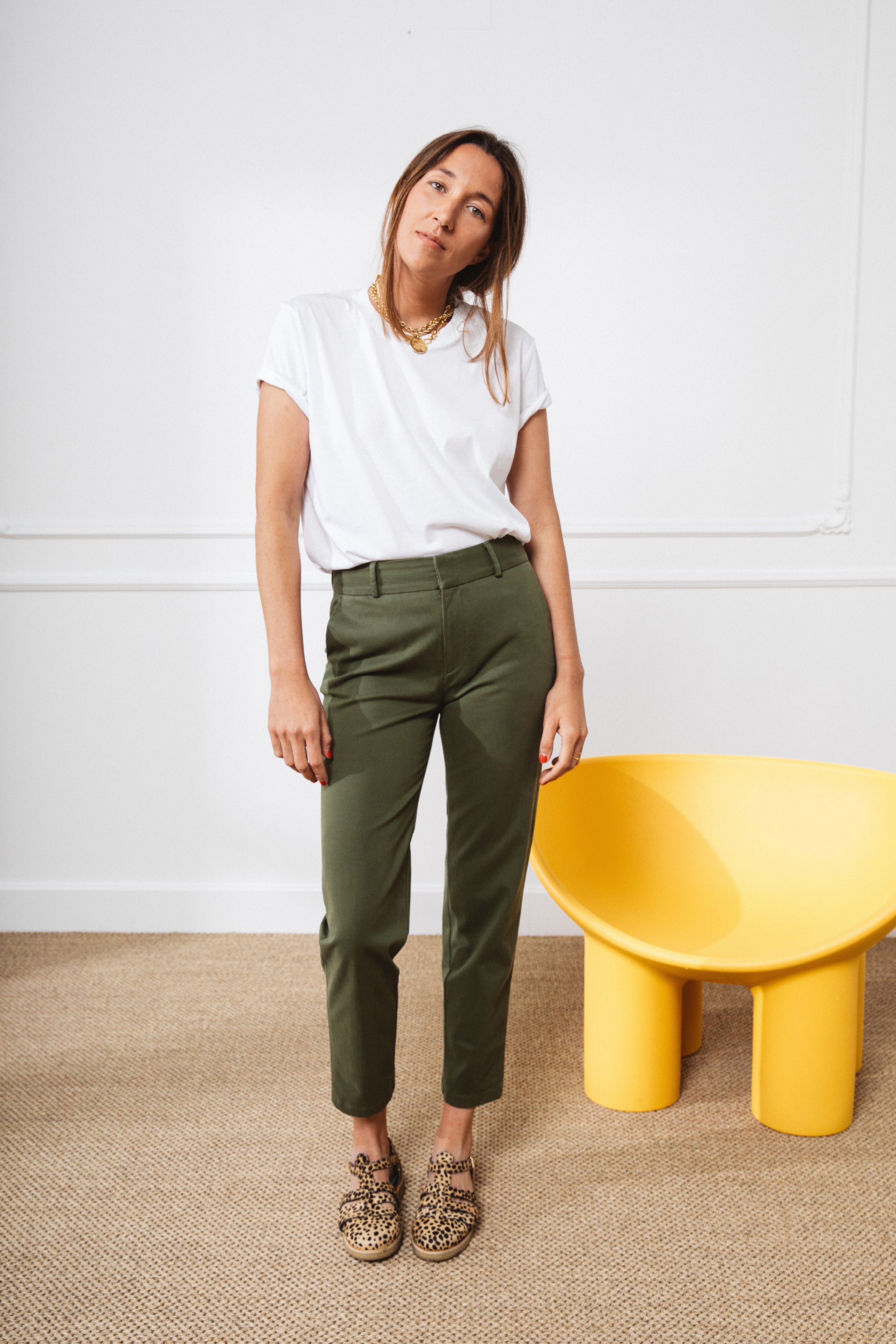 le-pantalon-chino-kaki-pantalon-femme-taille-haute-coton-bio image 5