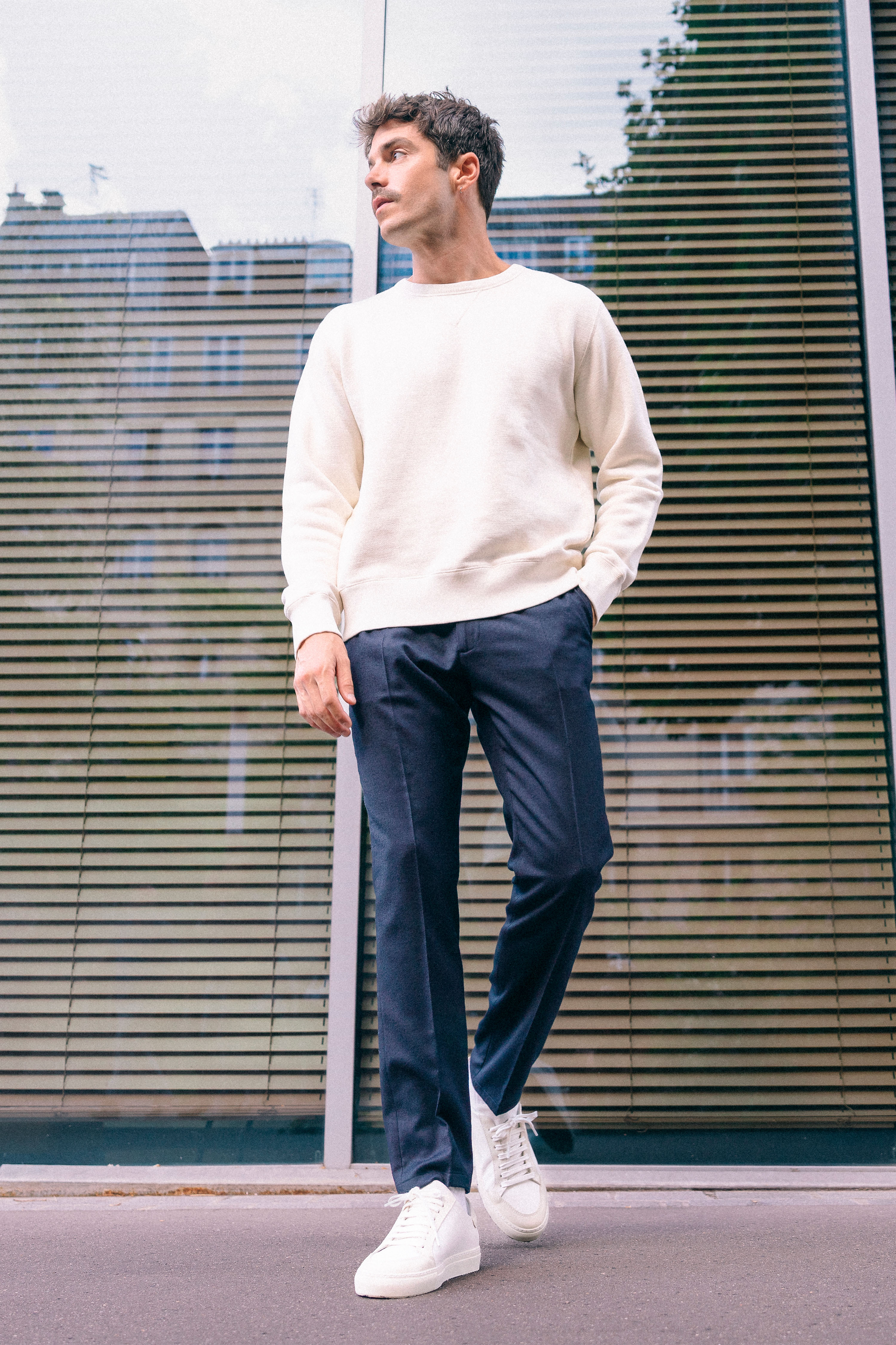 le-pantalon-flanelle-stretch-bleu-marine-laine-m-rinos image 2