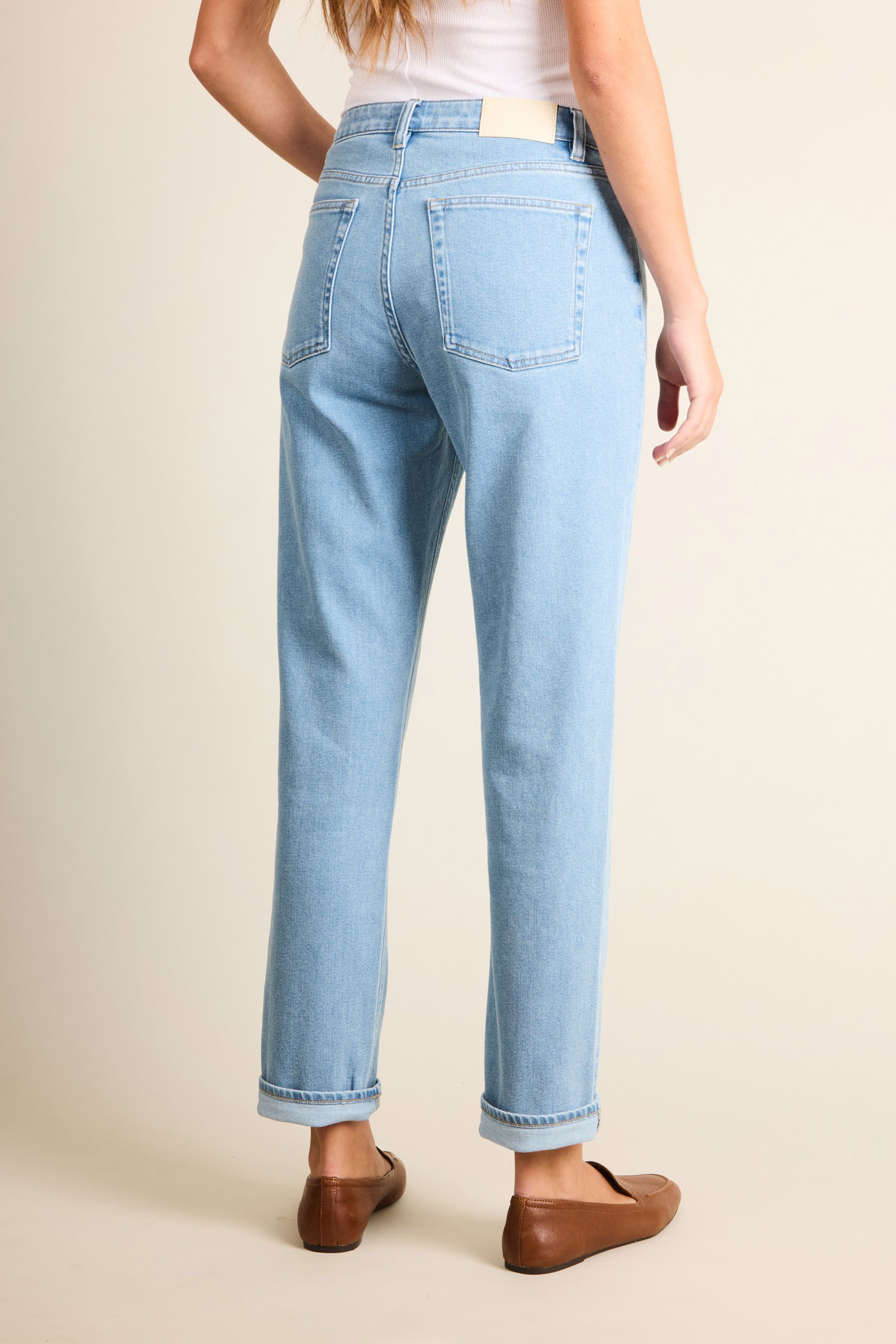 le-pantalon-jean-girlfriend-bleached-d-lav-taille-mi-haute image 5