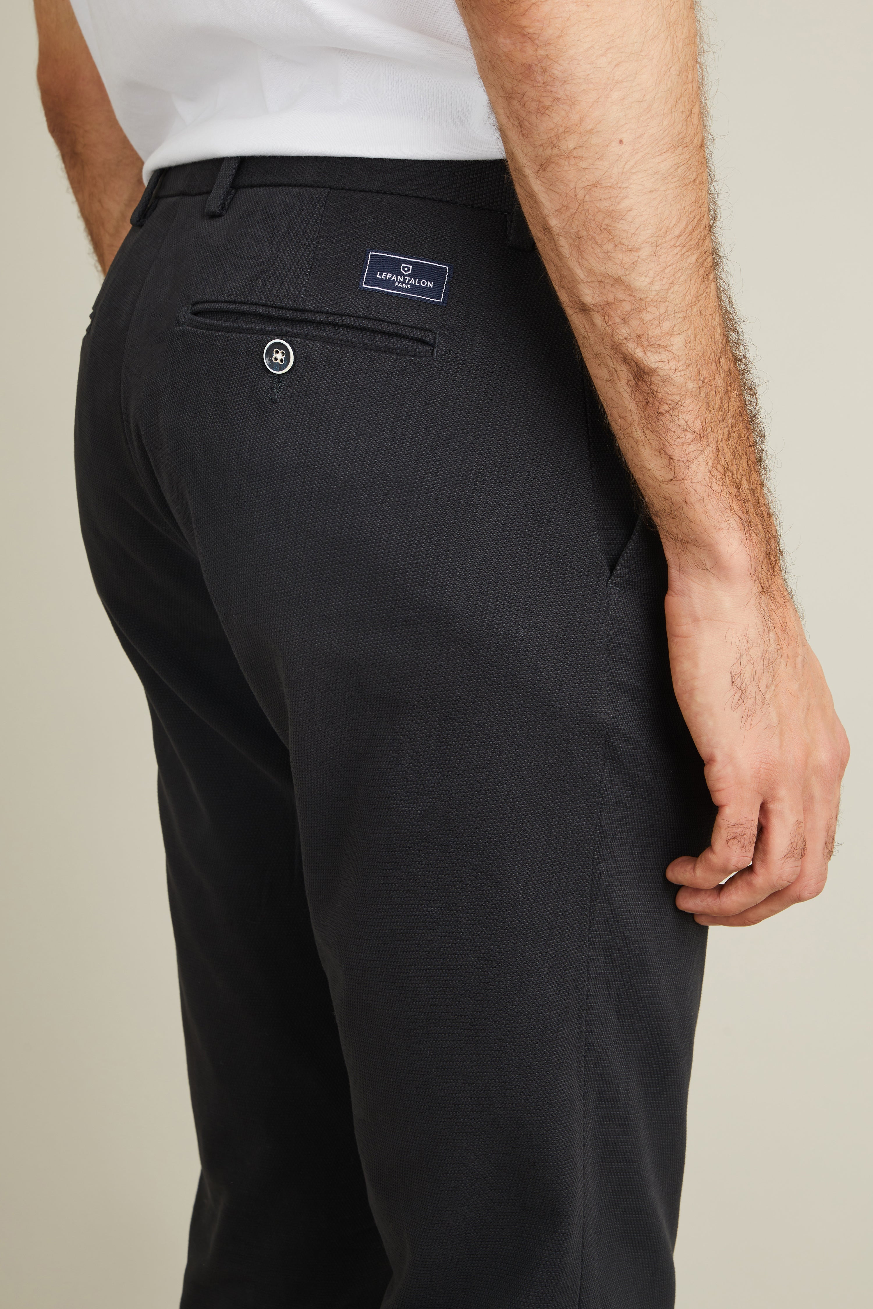 le-pantalon-chinos-homme-textur-gris-anthracite-gots image 2