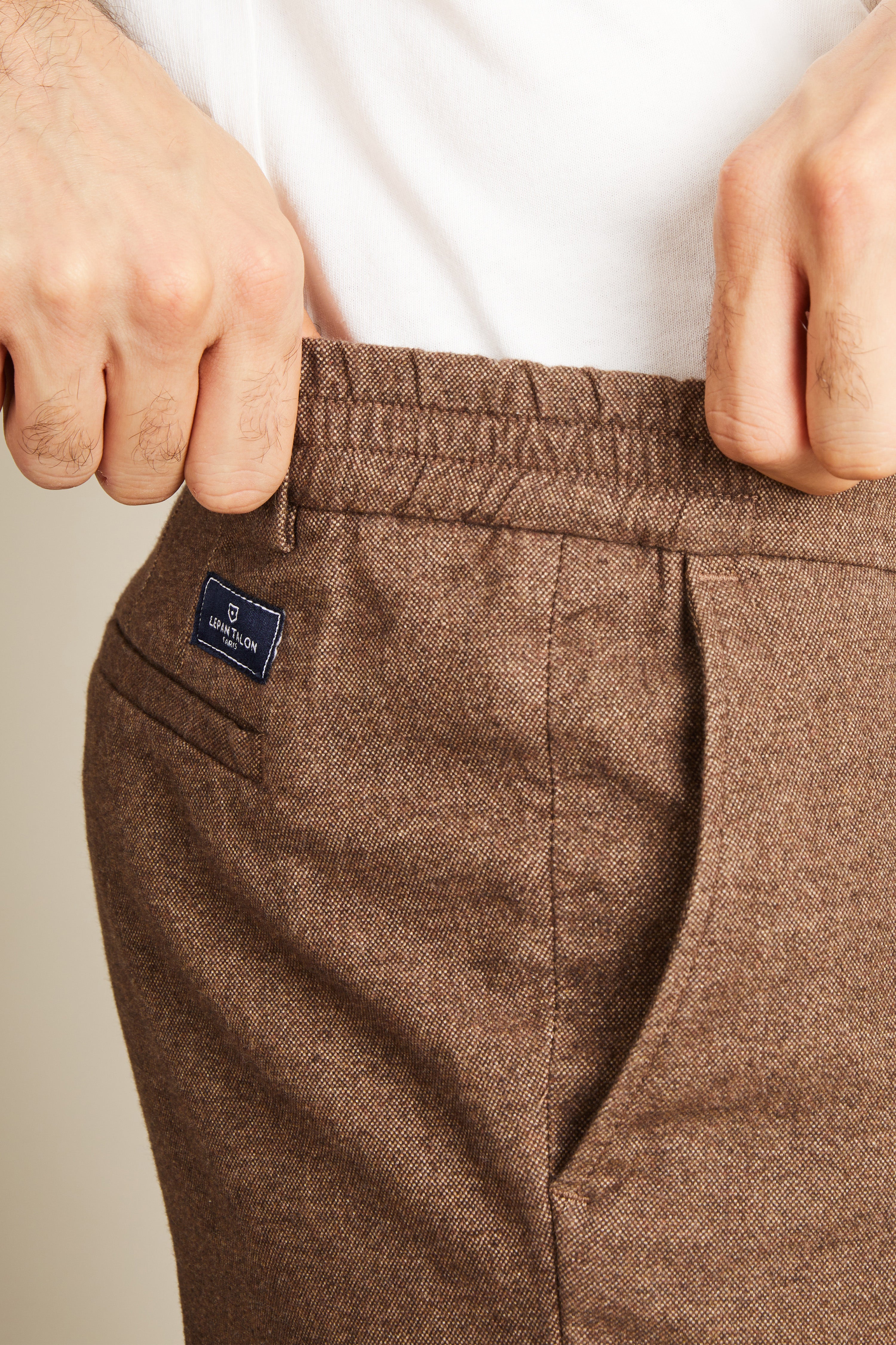 le-pantalon-chinos-homme-chino-marron-chaud-flanelle image 2