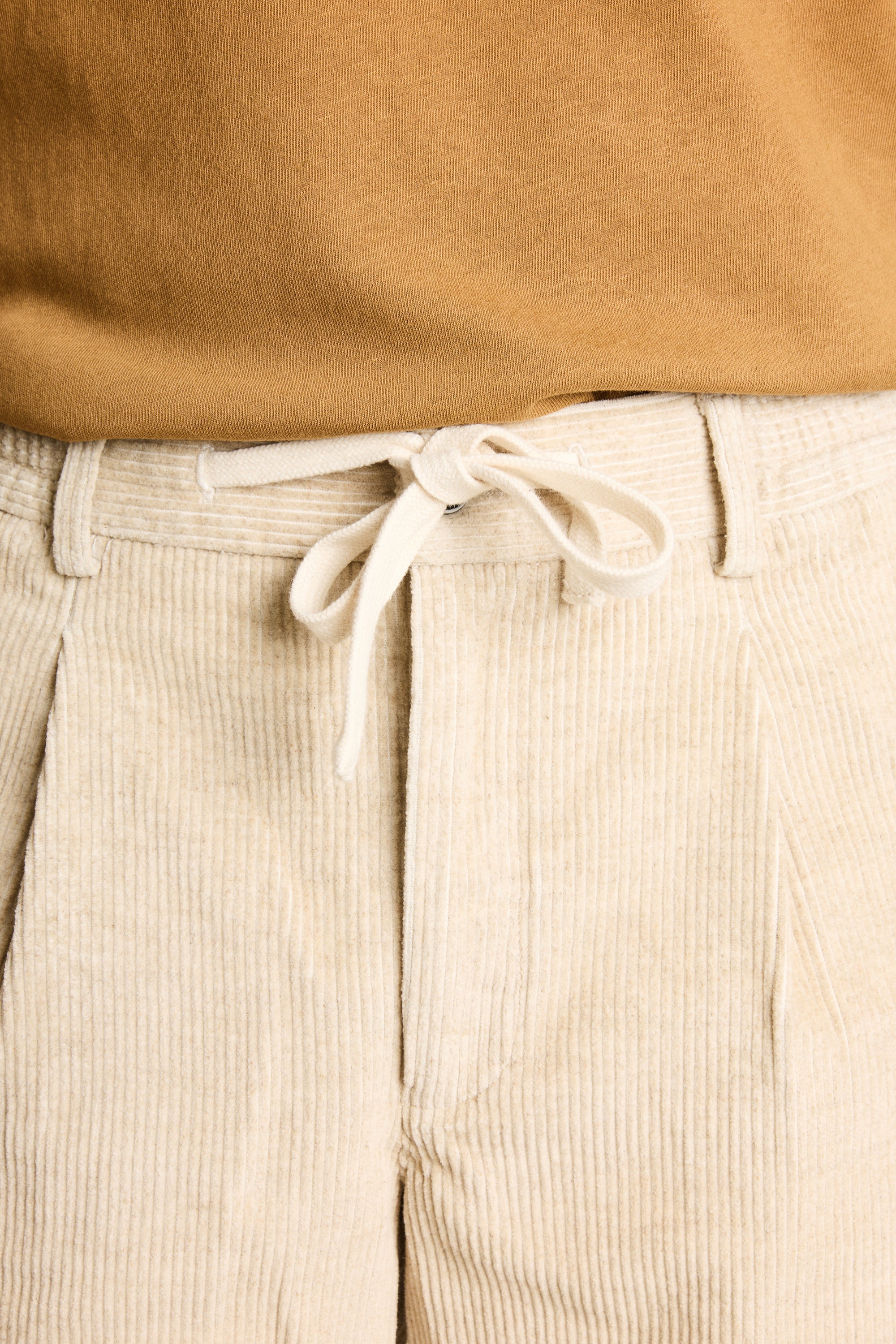 le-pantalon-bermuda-velours-cru-bermuda-homme image 4