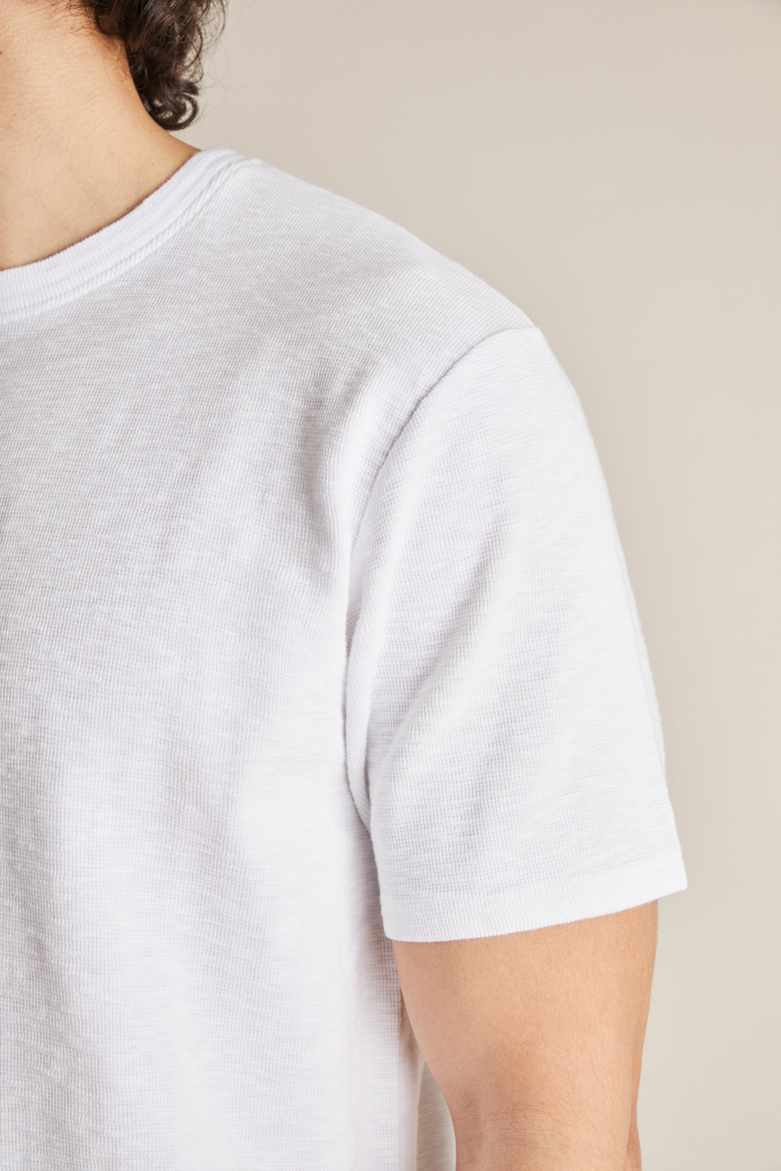 le-pantalon-t-shirt-textur-blanc-tee-shirt-coton-portugal image 6