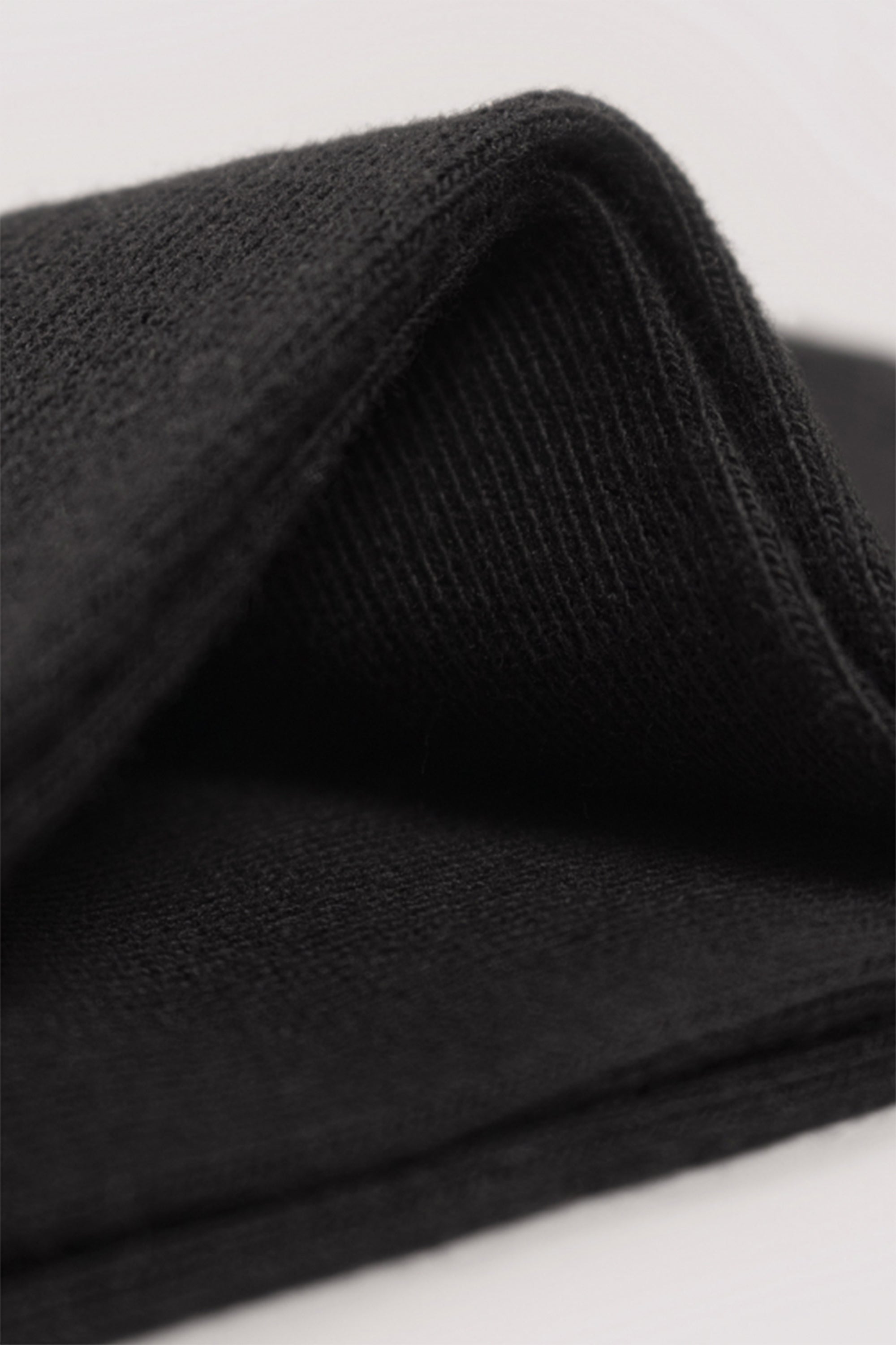 le-pantalon-accessoires-chaussettes-homme-noires-coton-bio image 2