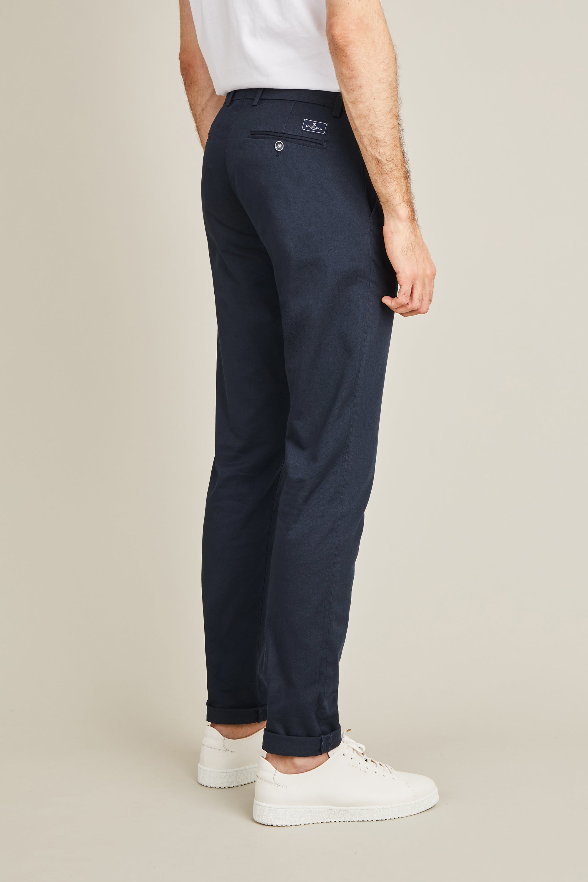 le-pantalon-chinos-homme-chino-bleu-marine-coton-semi-slim image 6