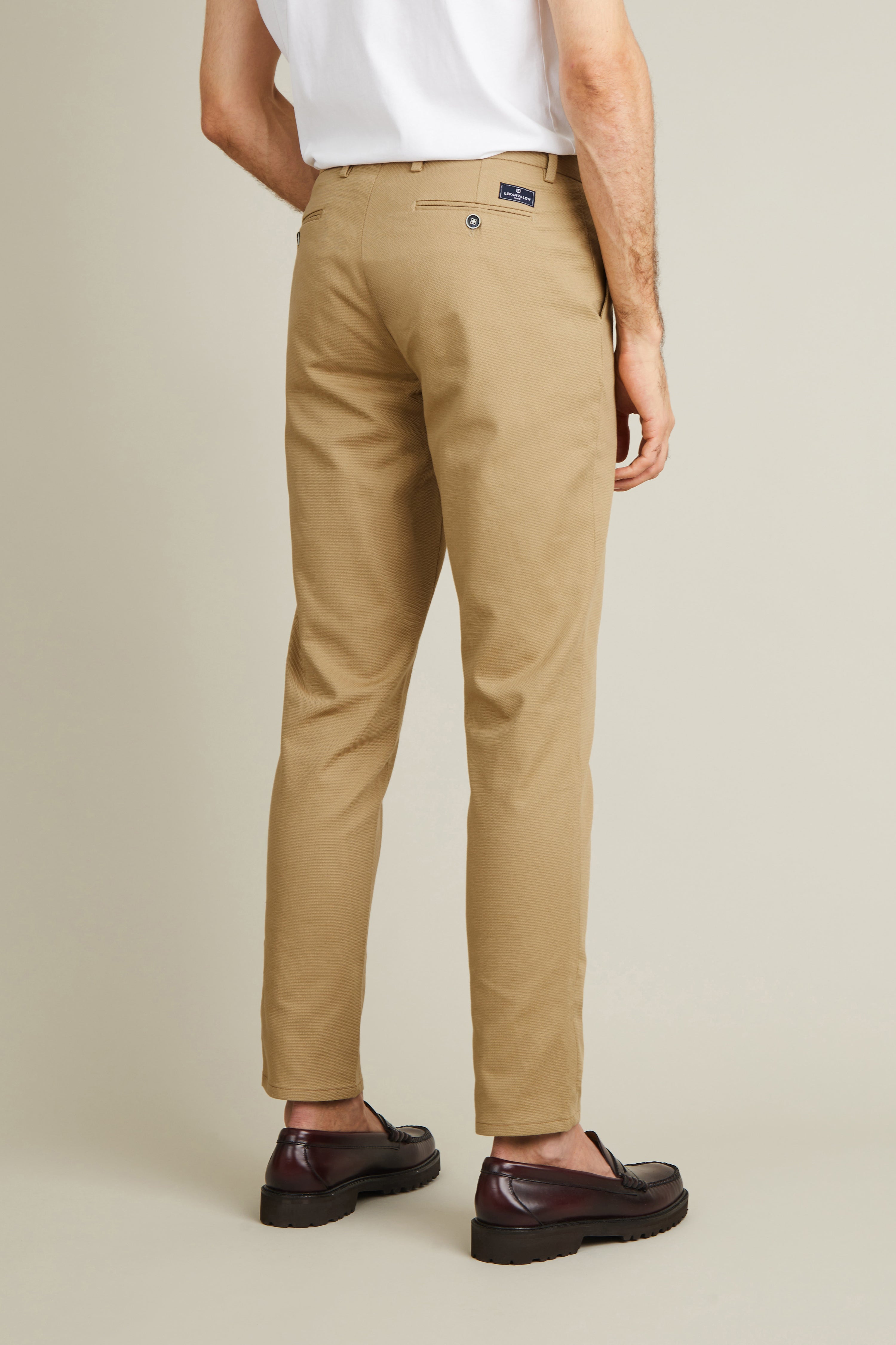 le-pantalon-chinos-homme-chino-textur-beige-pantalon-coton image 4