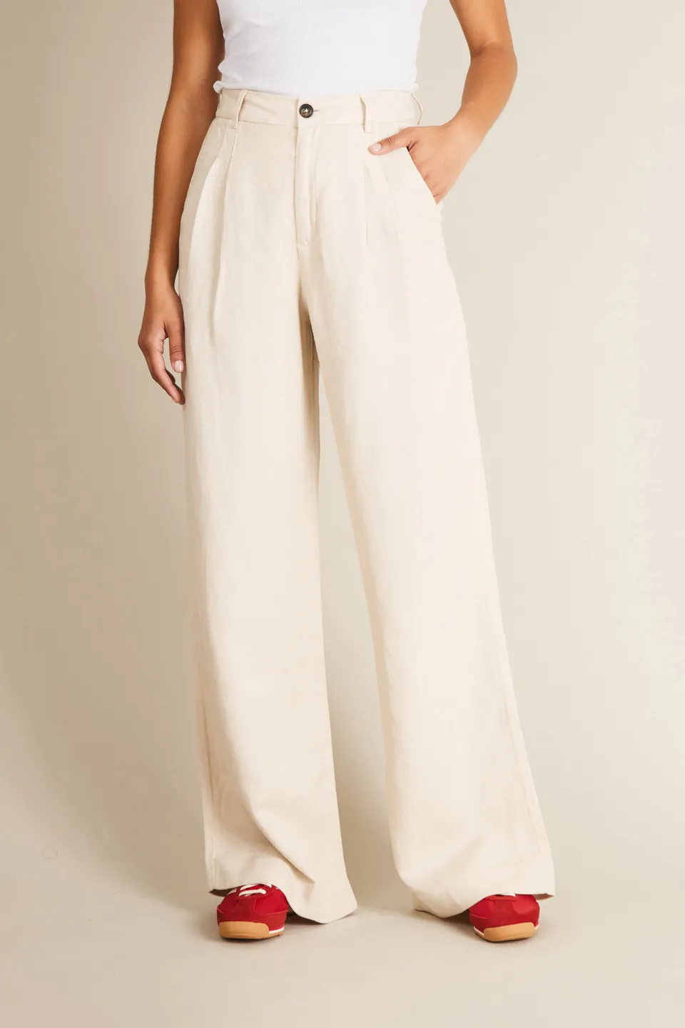 le-pantalon-pantalon-pinces-l-ger-homme-cru-lyocell-lin image 1