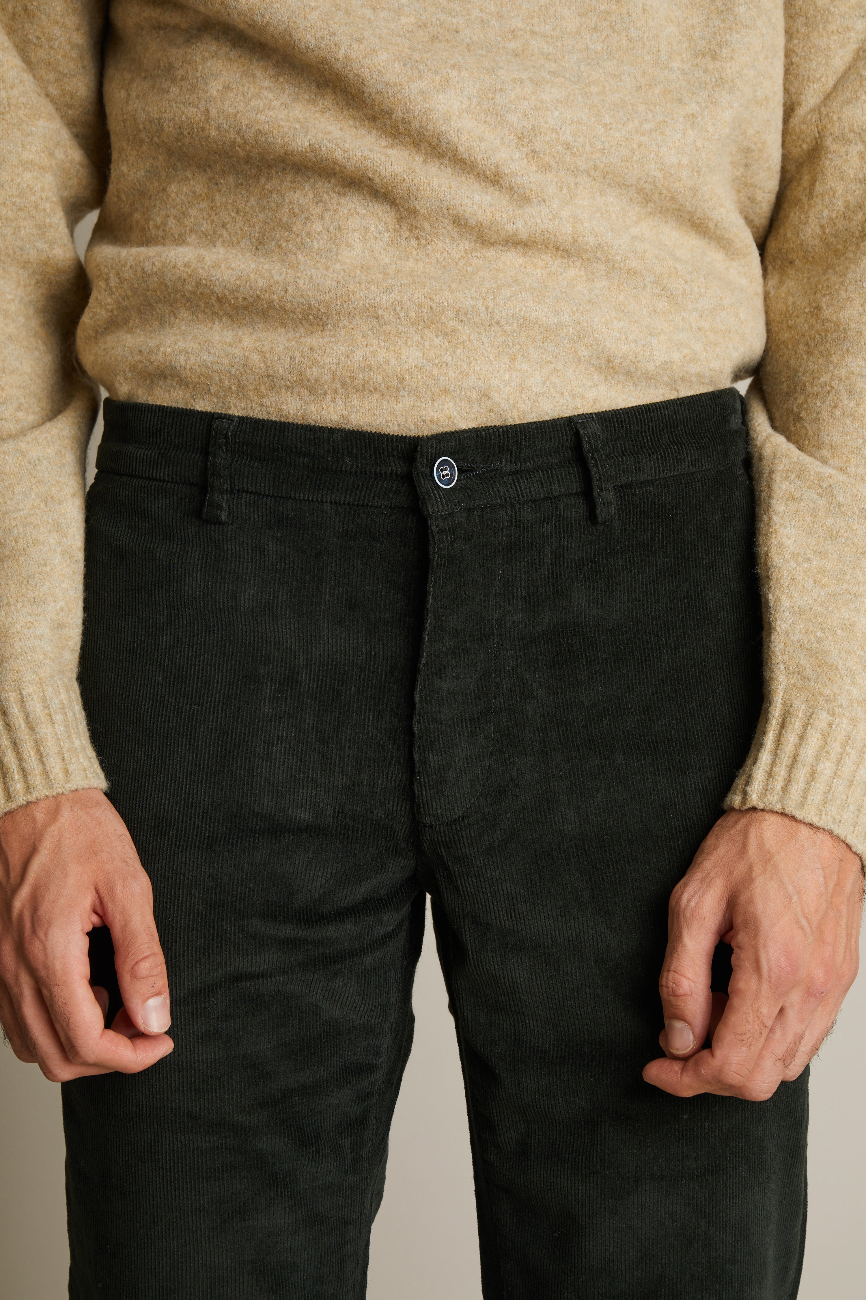 le-pantalon-chino-velours-vert-sapin-pantalon-chaud-hiver image 2