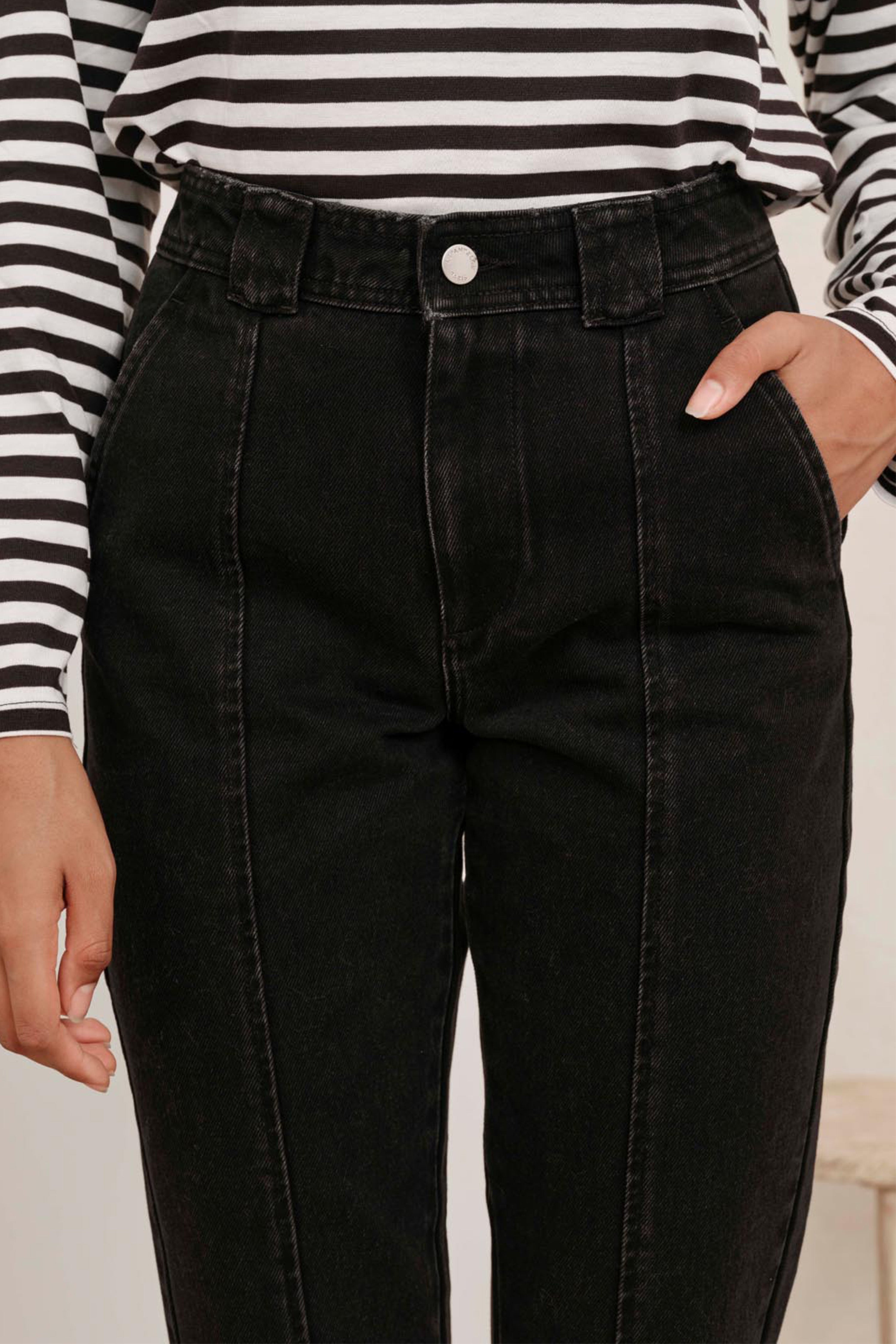 le-pantalon-jean-carotte-noir-jean-homme-coton-bio image 2