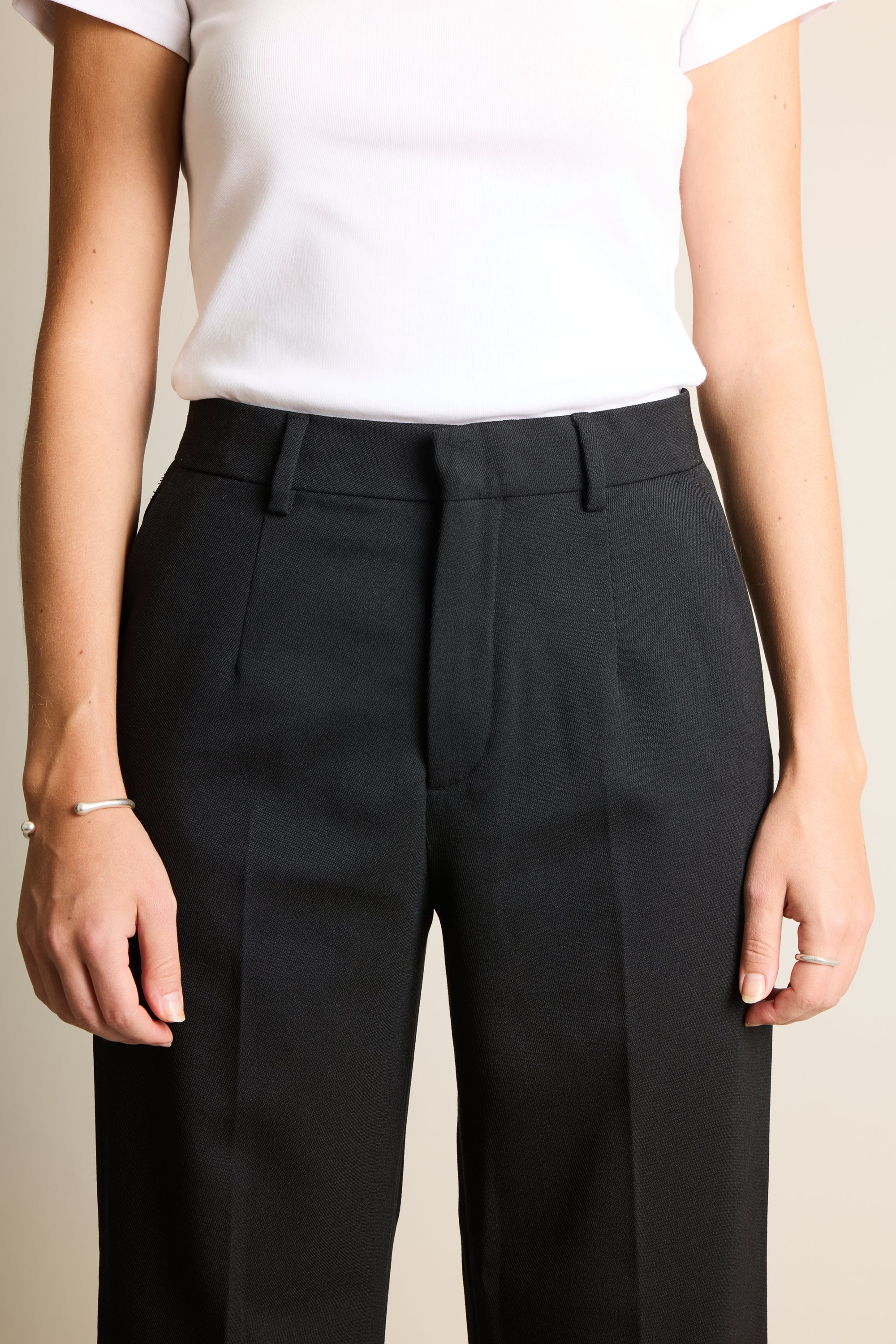 le-pantalon-pantalons-femme-pantalon-flare-noir-laine image 4