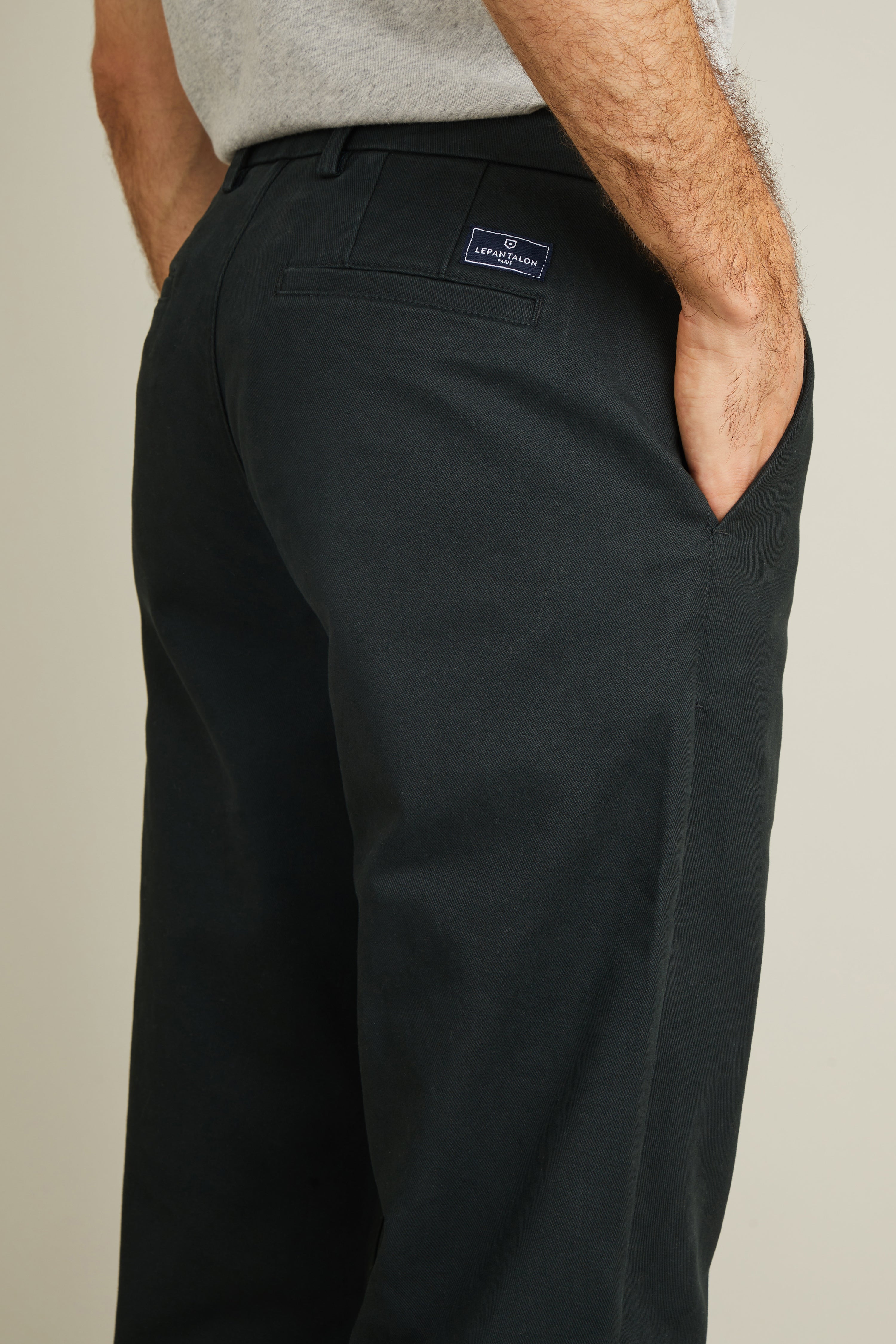 le-pantalon-chinos-homme-droit-vert-anglais-stretch image 2