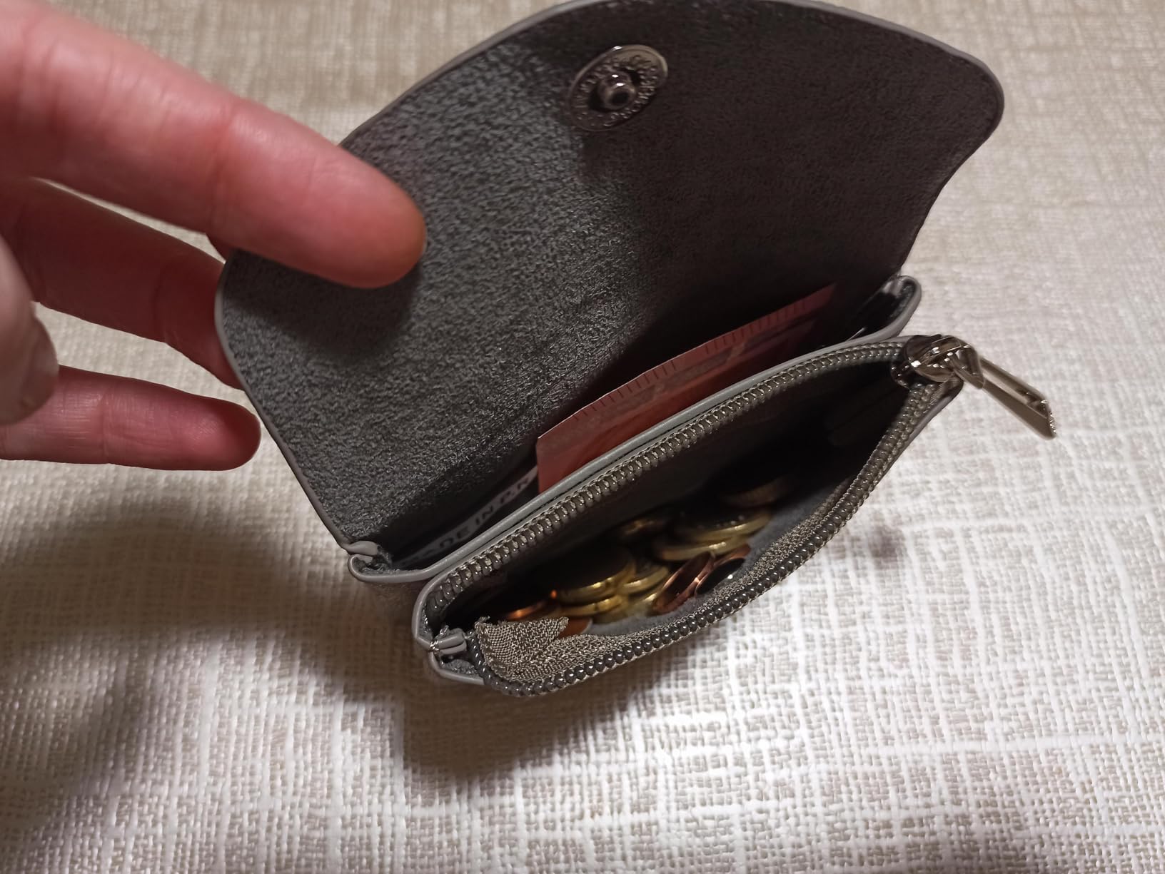 Pièces tenues