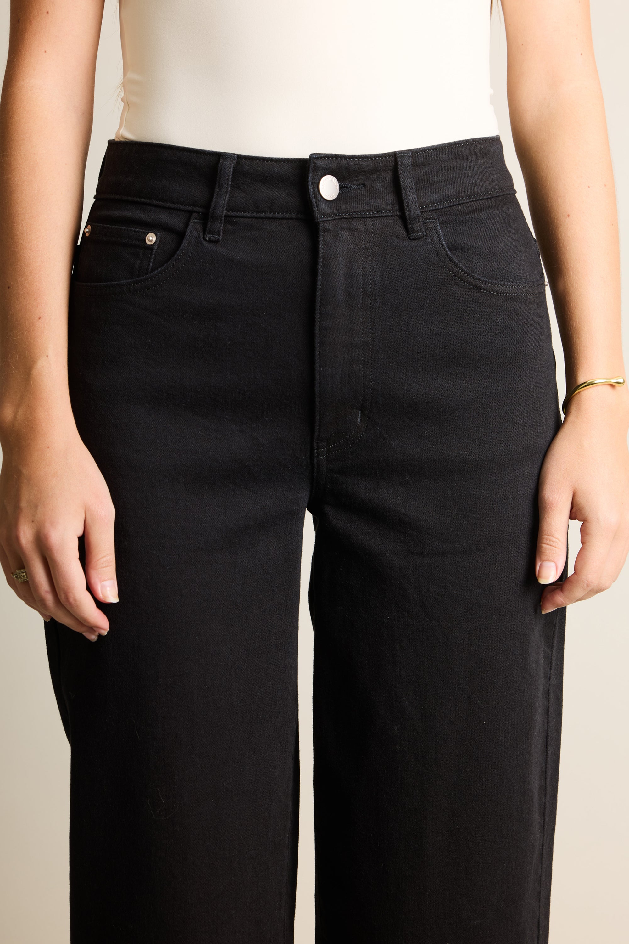 le-pantalon-jeans-femme-jean-balloon-noir-jean-taille-38-coton image 4