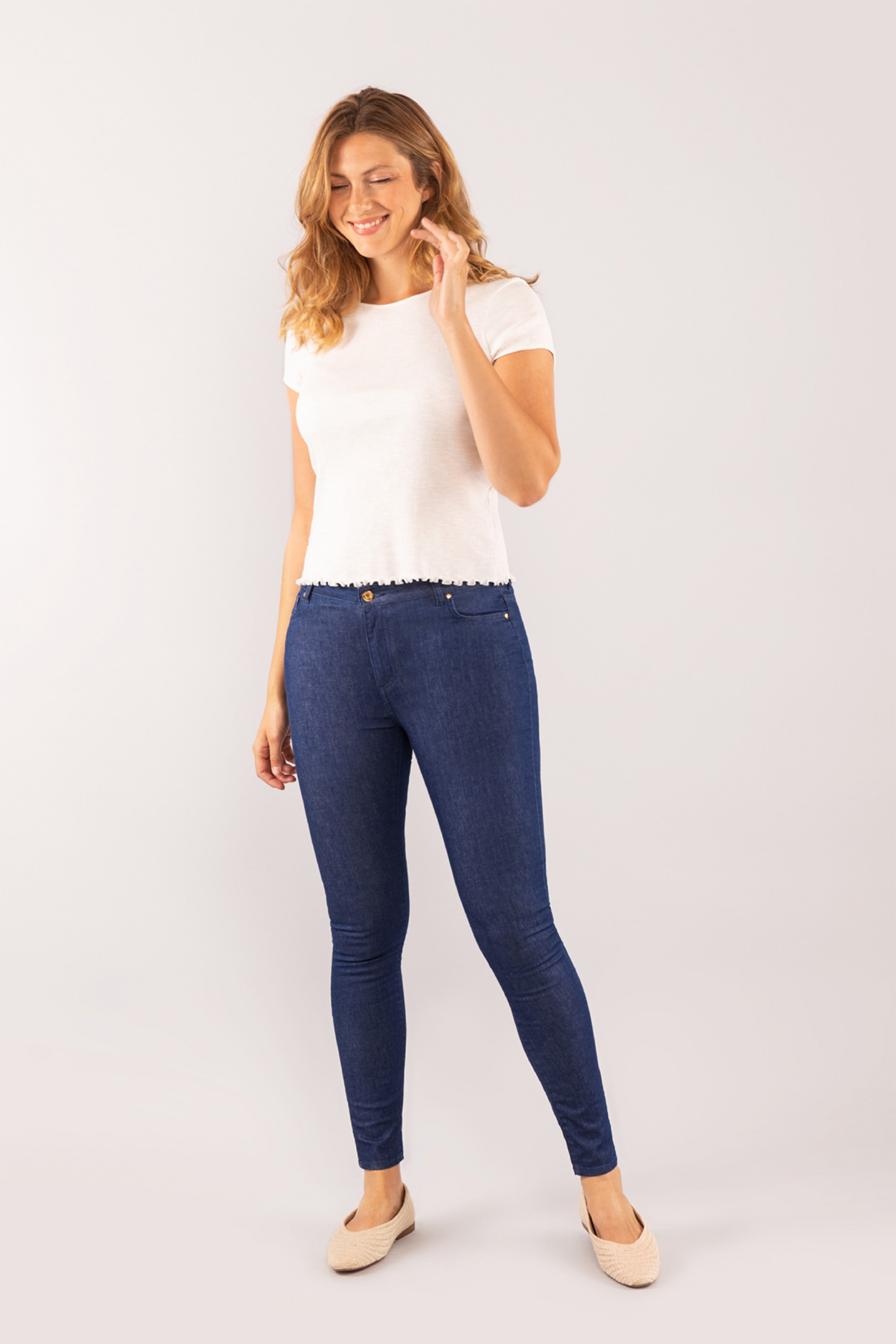 le-pantalon-jean-slim-taille-mi-haute-bleu-stretch image 7