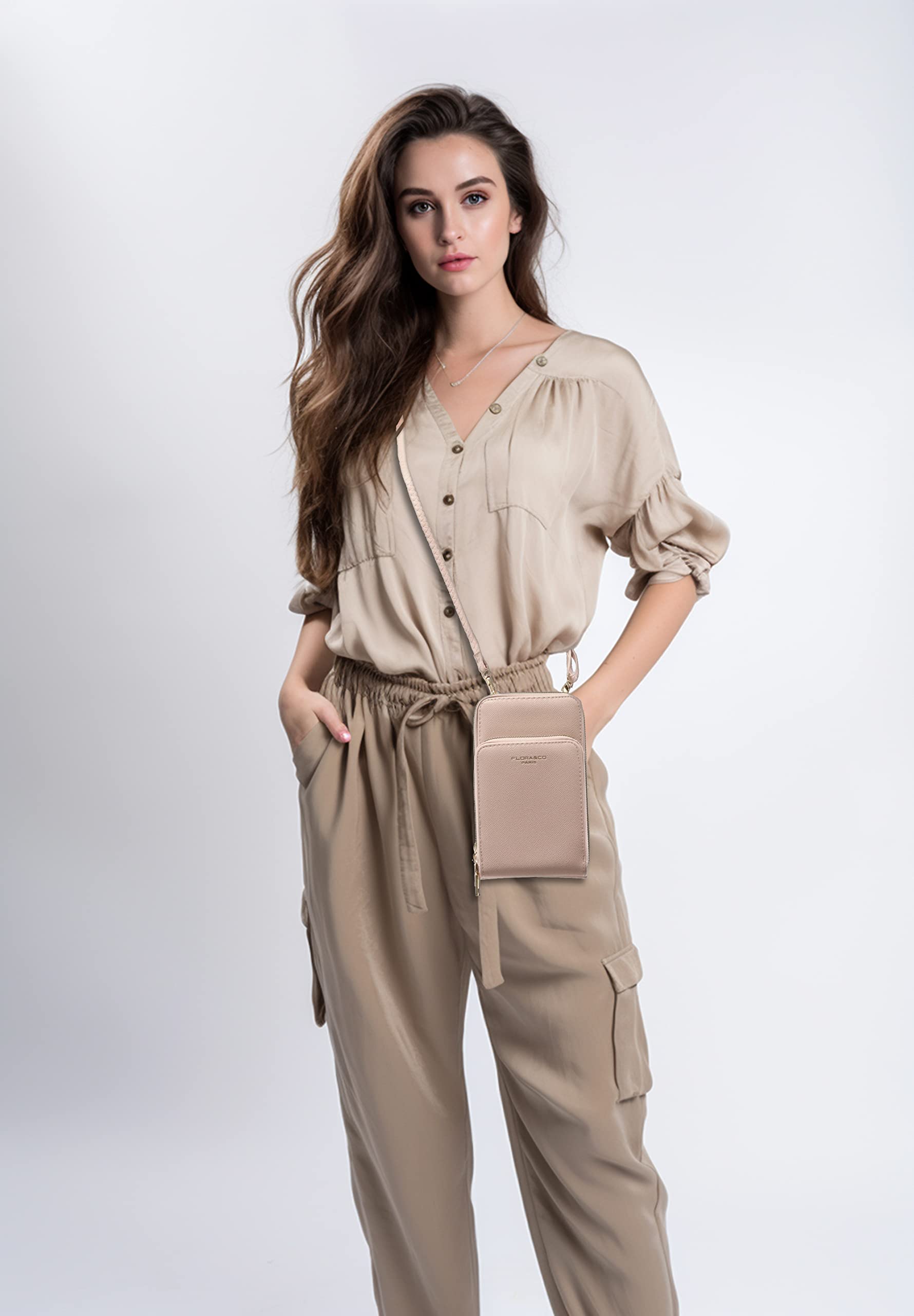 flora-co-pochette-t-l-phone-bandouli-re-taupe-clair-pu image 2