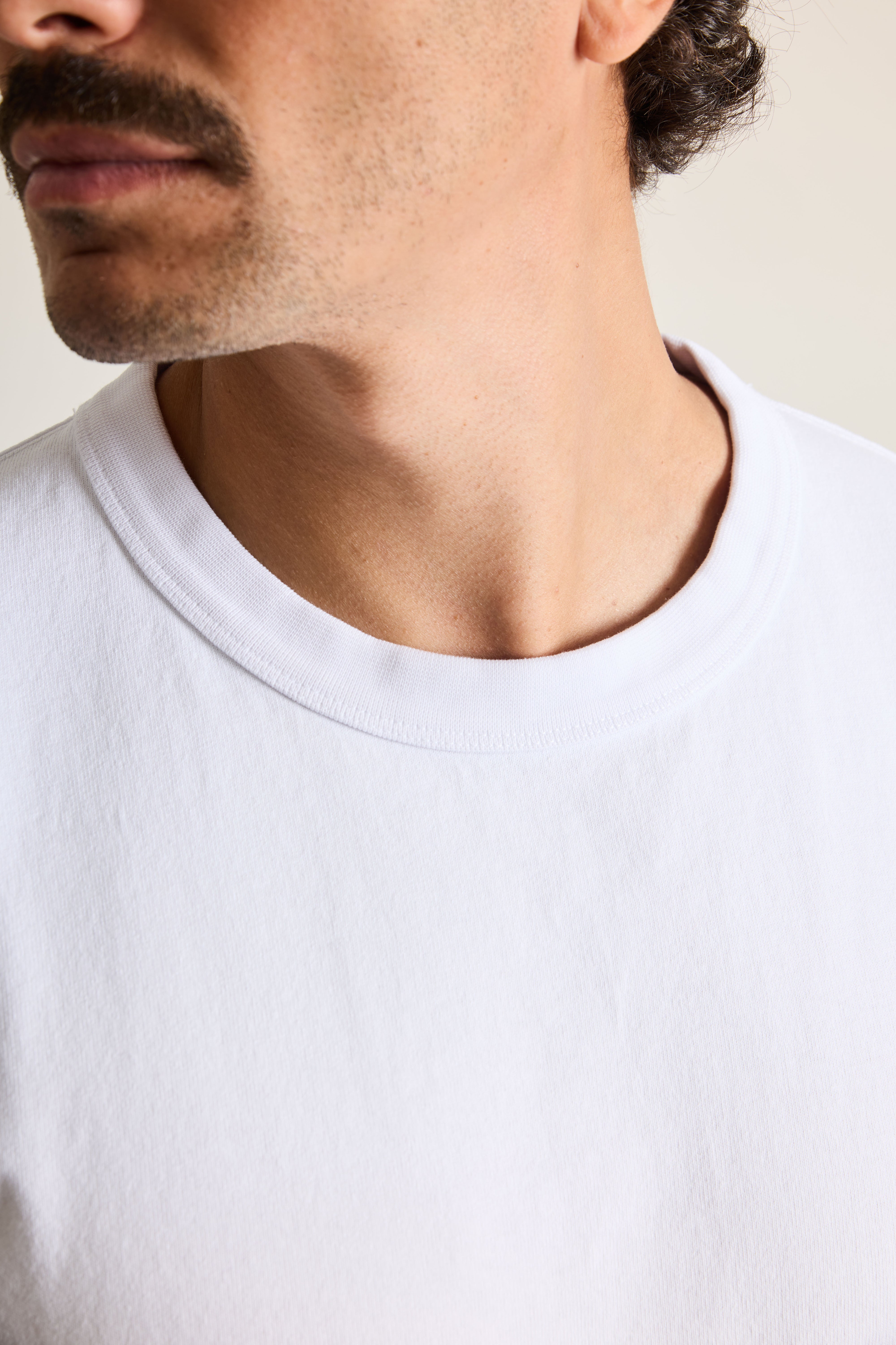 le-pantalon-t-shirts-homme-tee-shirt-blanc-coton-pais image 2